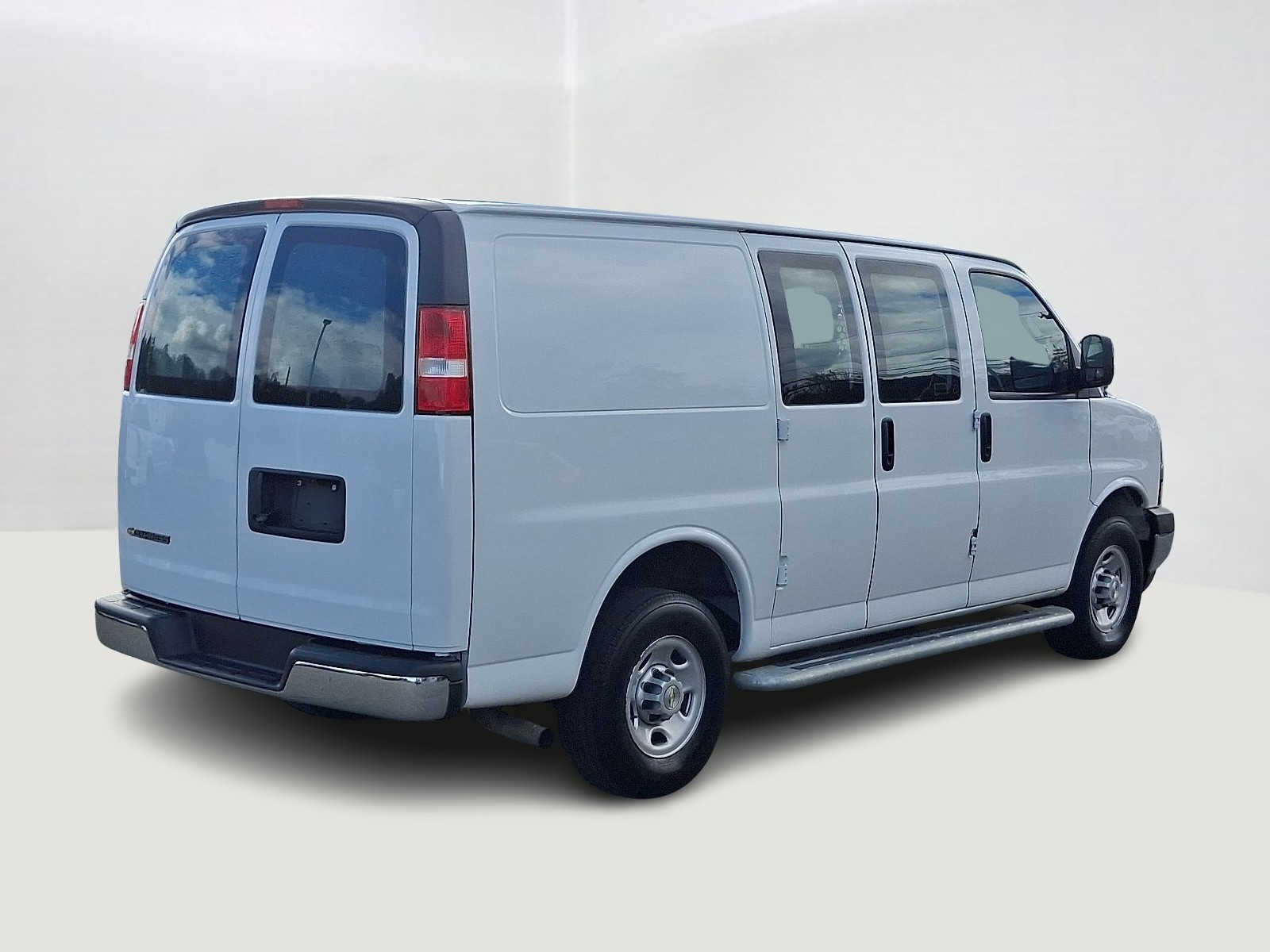Thumbnail: 2023 Chevrolet Express - 5