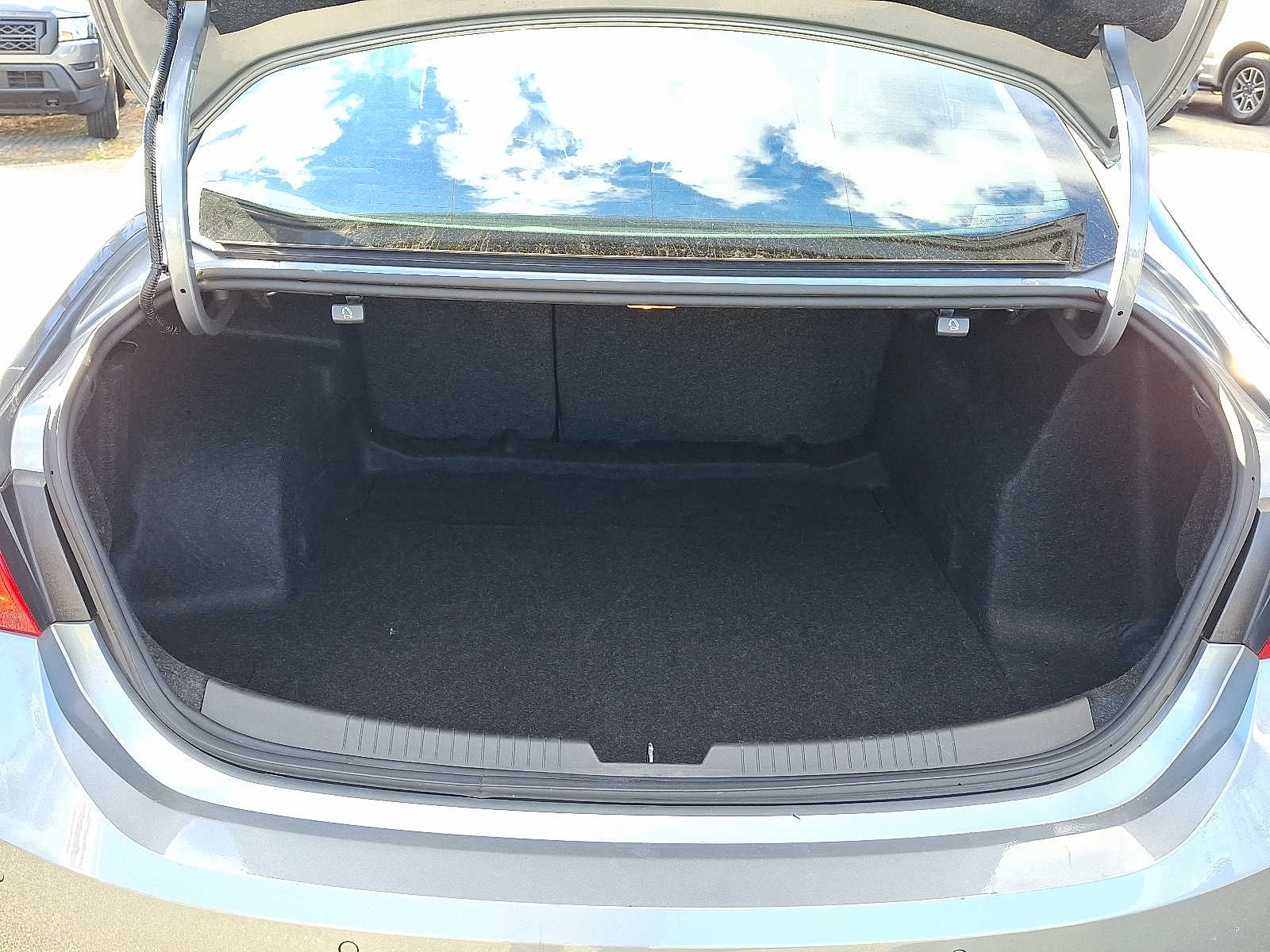 Thumbnail: 2024 Chevrolet Malibu - 28