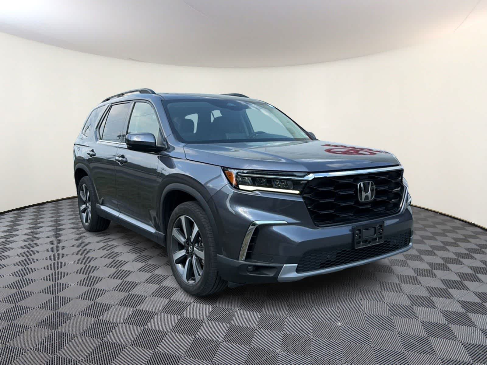 Thumbnail: 2023 Honda Pilot - 4