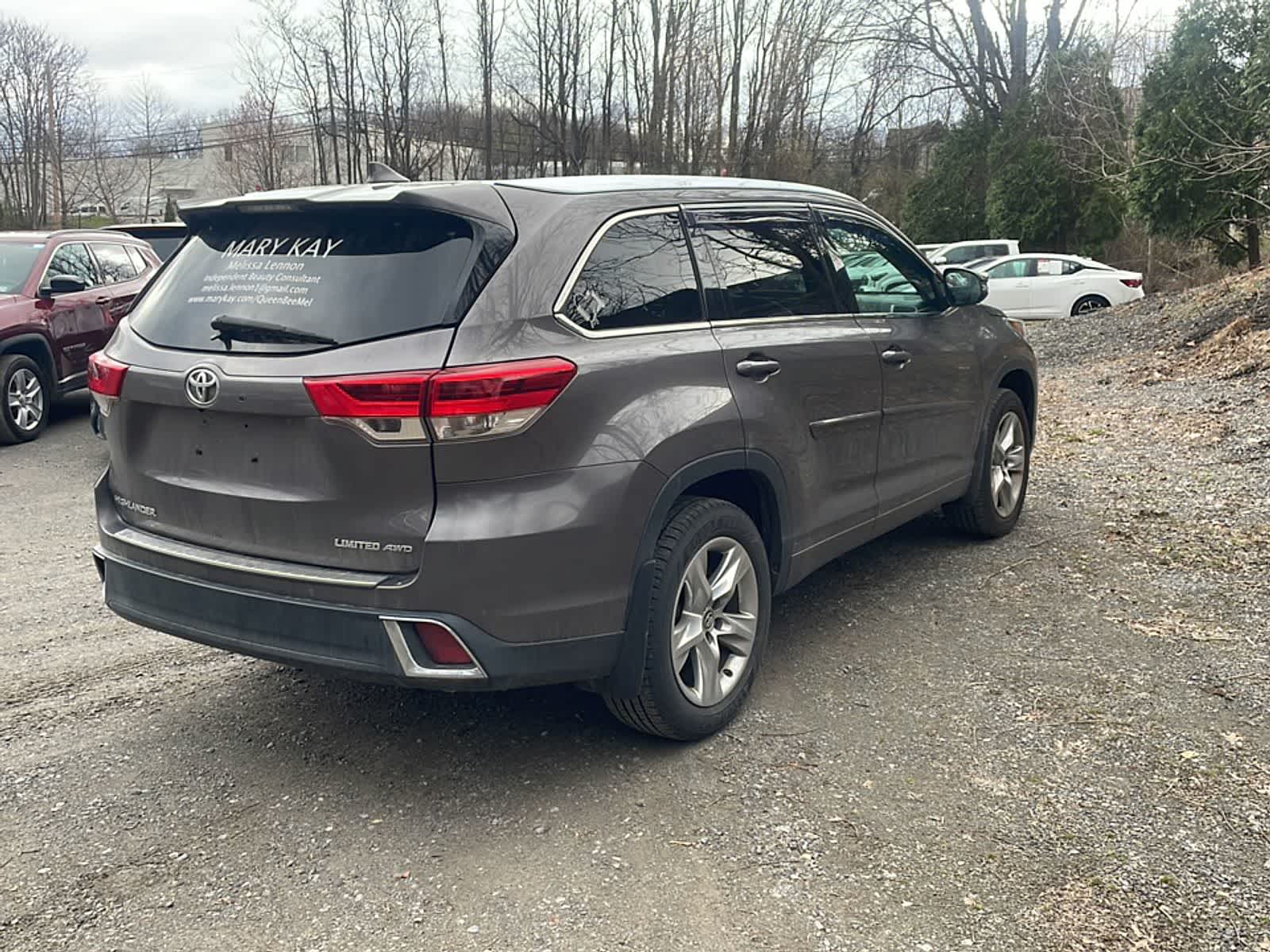 Thumbnail: 2017 Toyota Highlander - 10