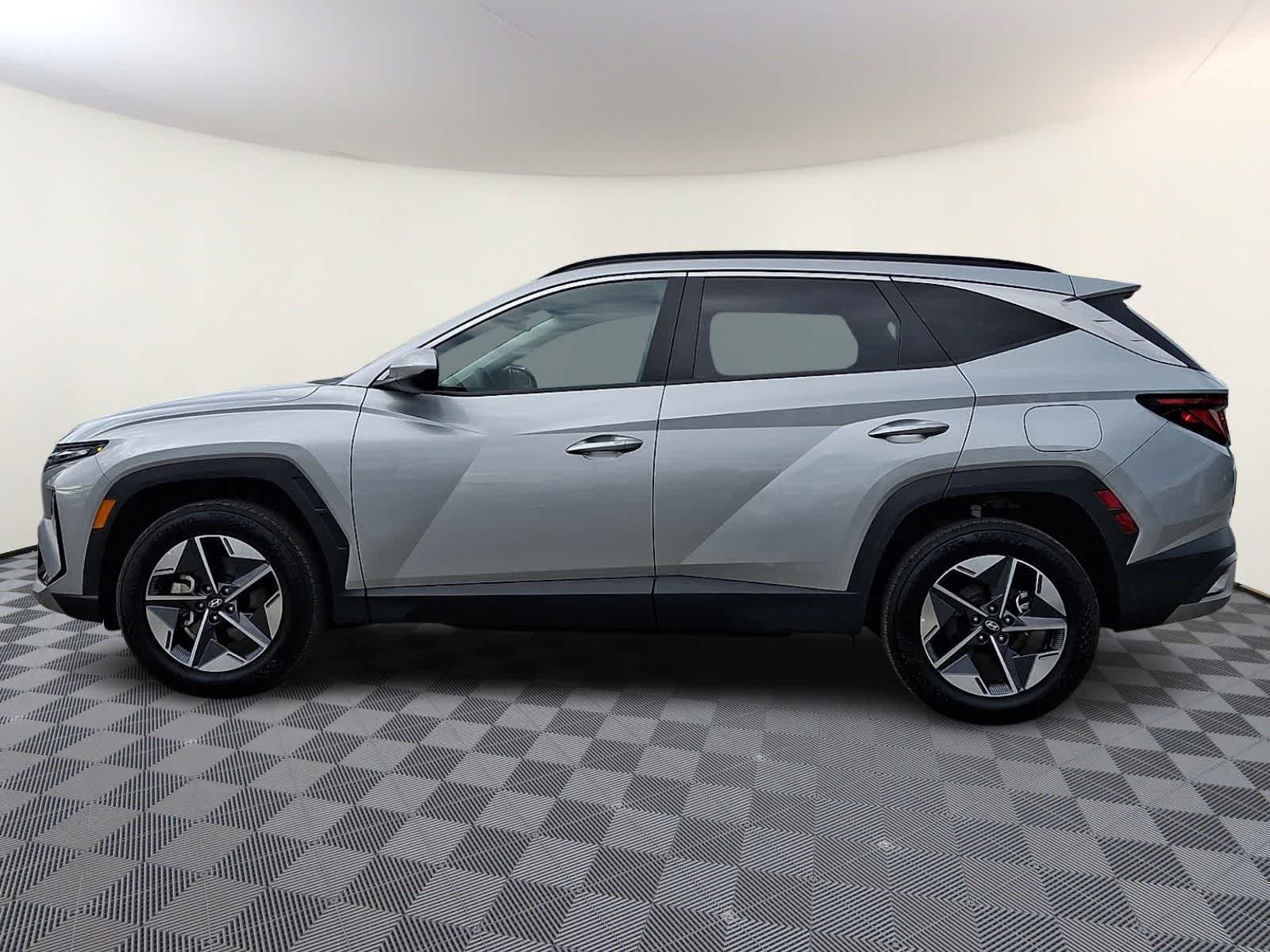 Thumbnail: 2025 Hyundai Tucson - 8