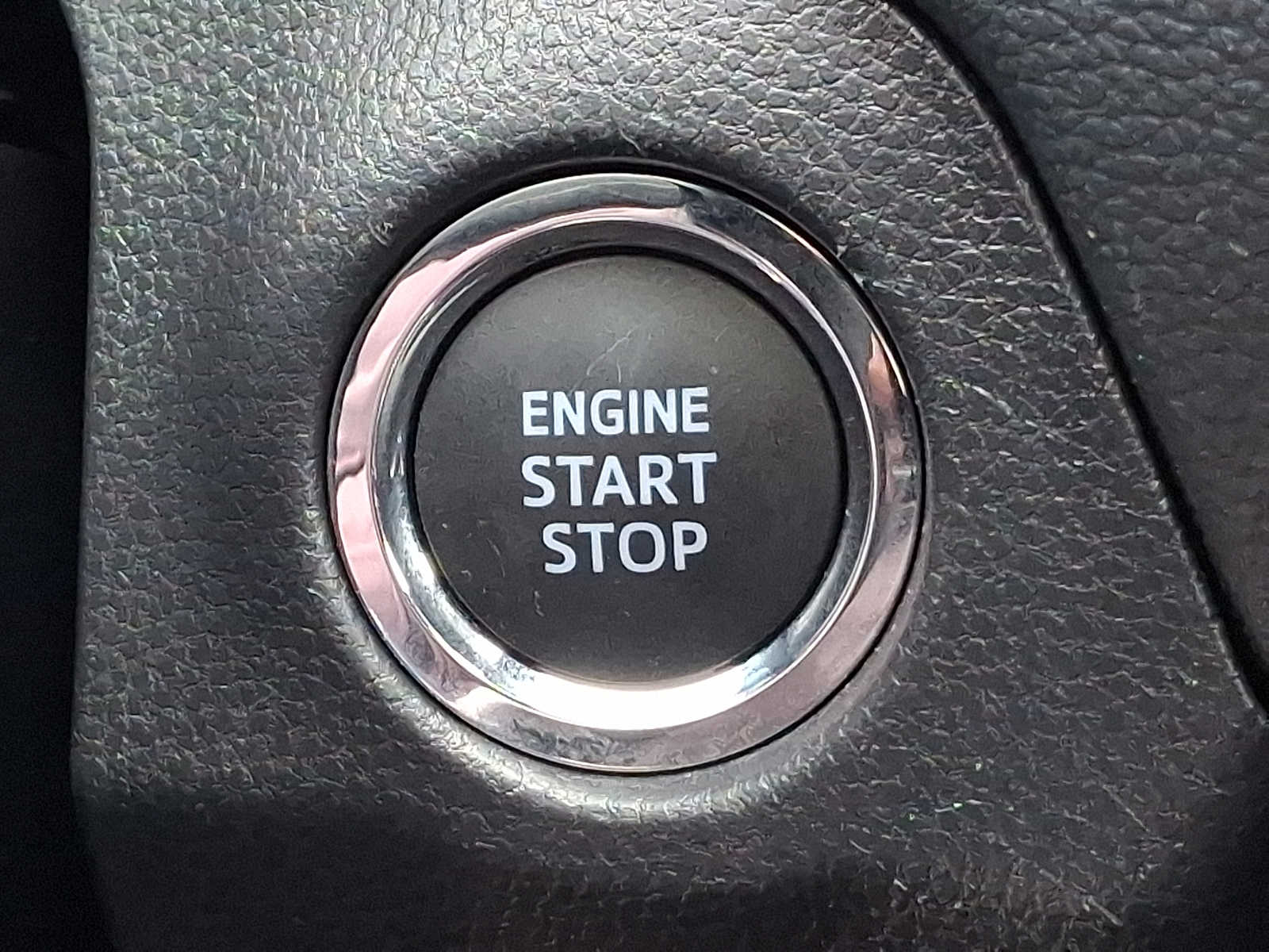 Thumbnail: 2025 Toyota RAV4 - 27