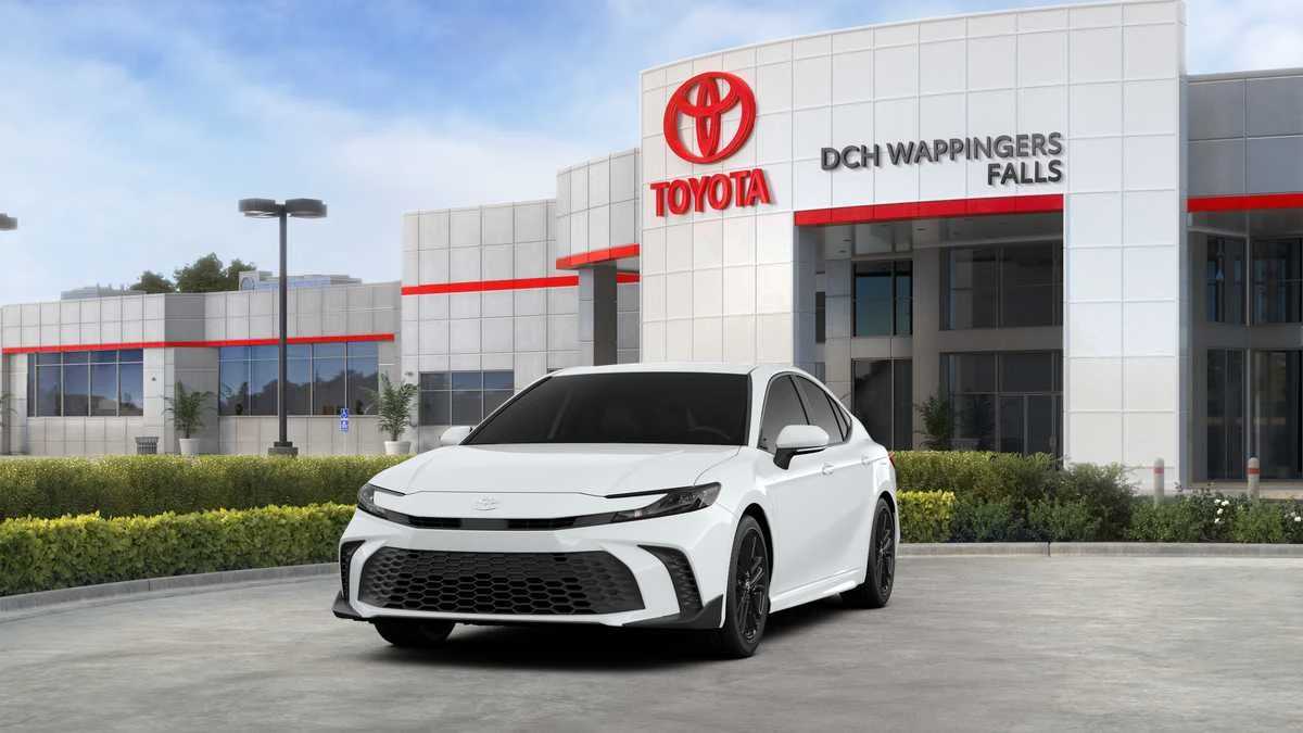 Thumbnail: 2026 Toyota Camry - 21