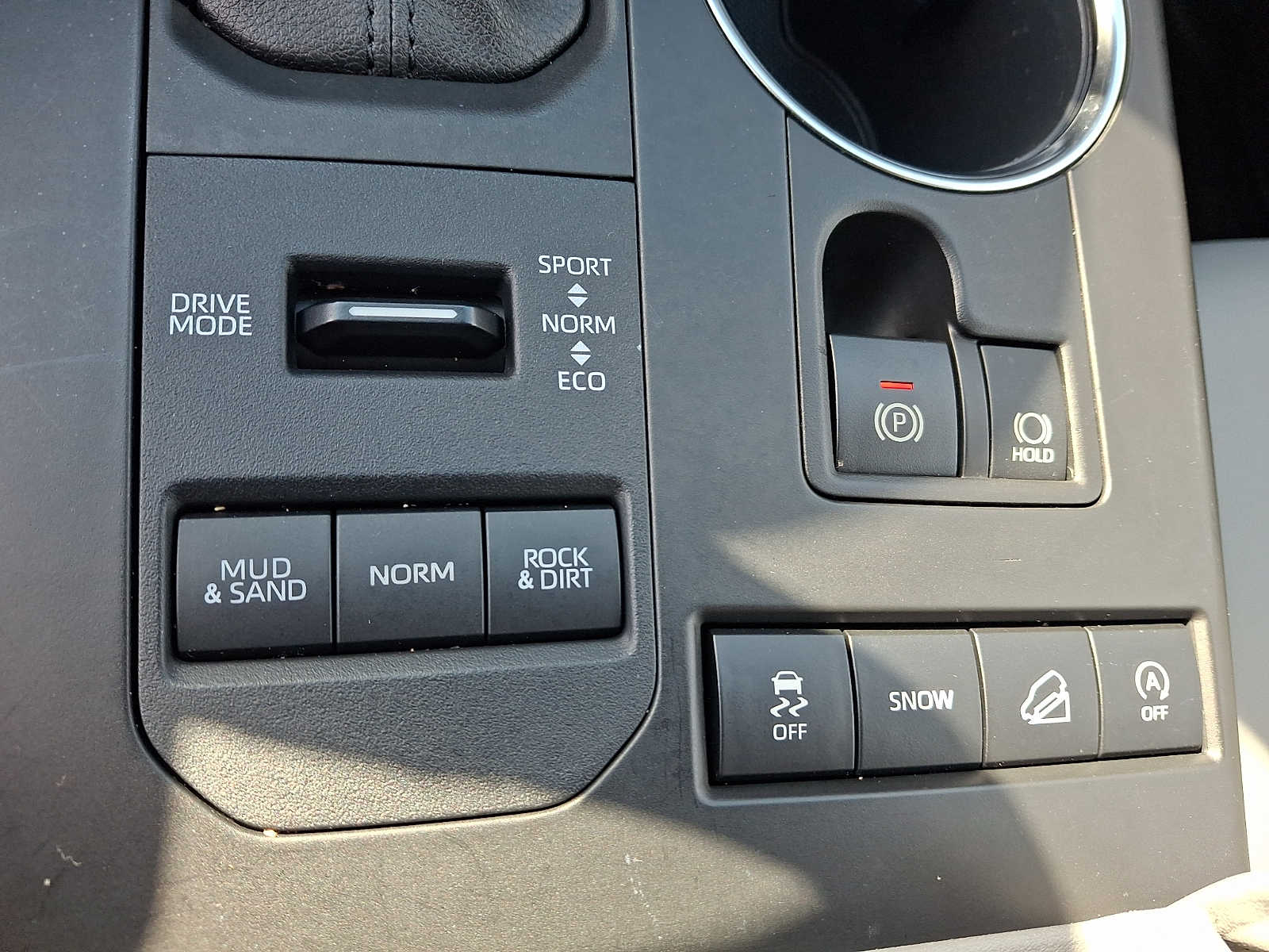 Thumbnail: 2022 Toyota Highlander - 30