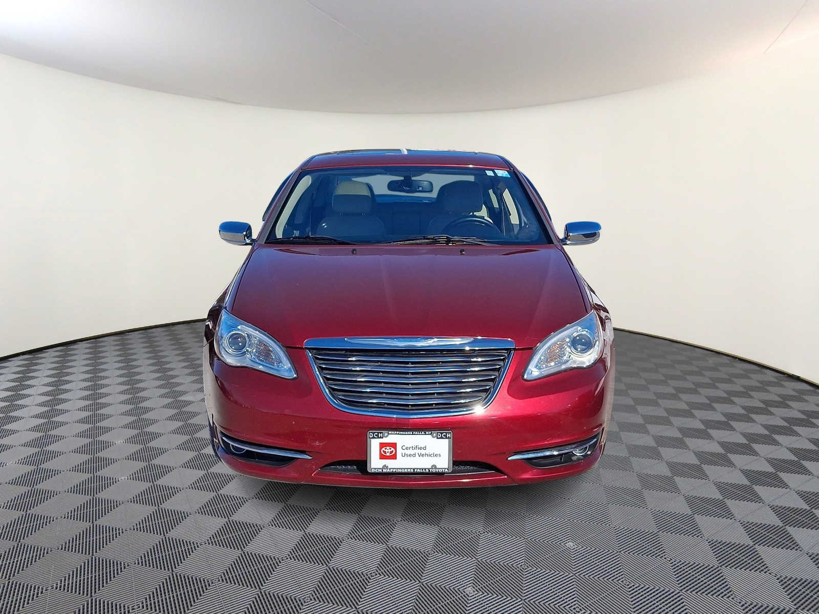 Thumbnail: 2012 Chrysler 200 - 3
