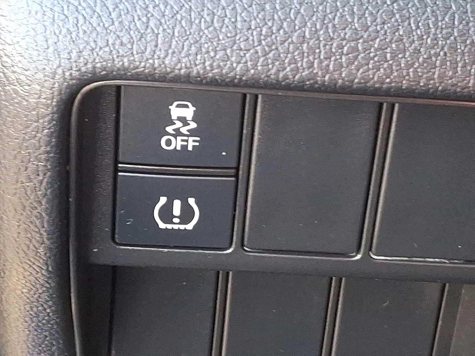 Thumbnail: 2018 Honda CR-V - 22