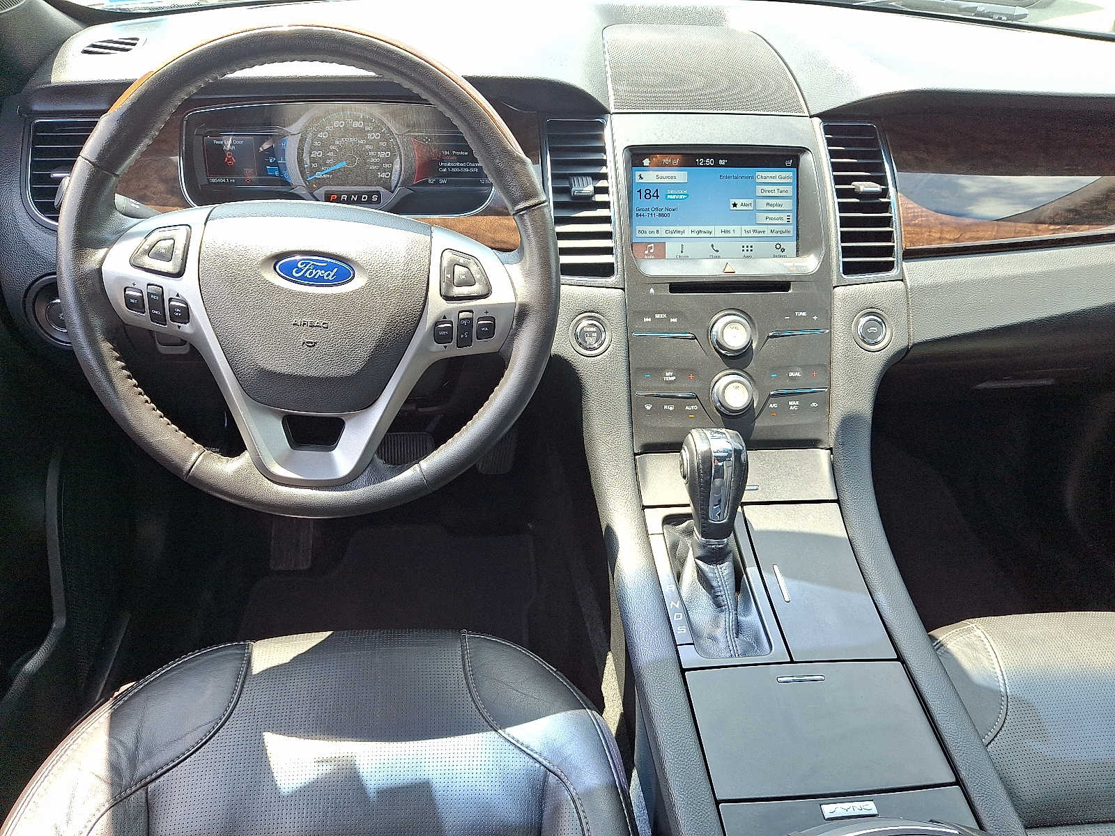 Thumbnail: 2016 Ford Taurus - 12