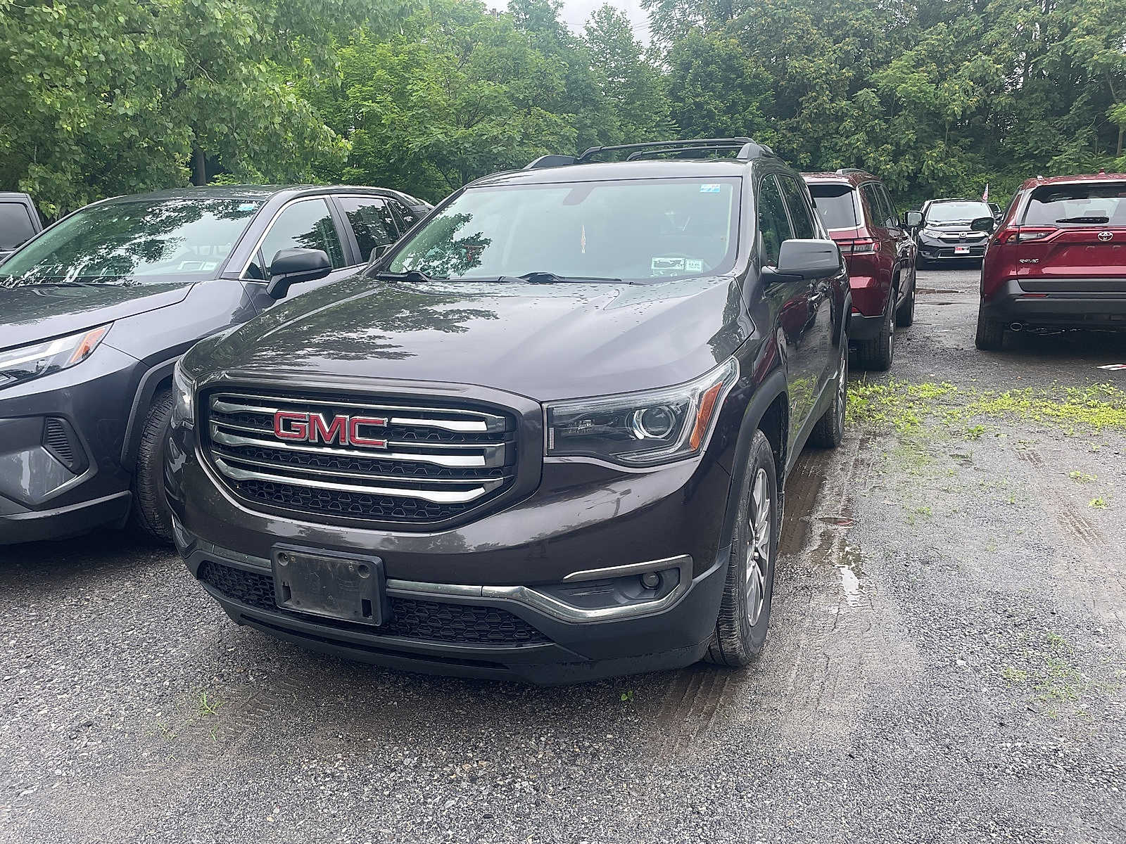 2017 GMC Acadia SLE Hero Image