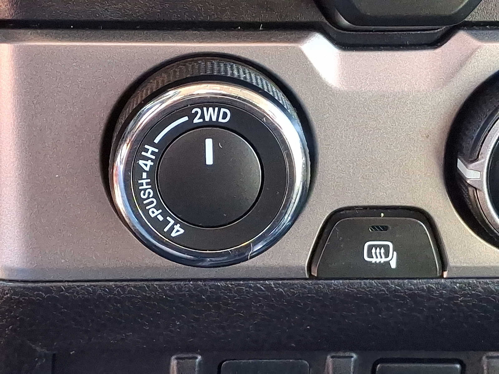 Thumbnail: 2017 Toyota Tacoma - 26