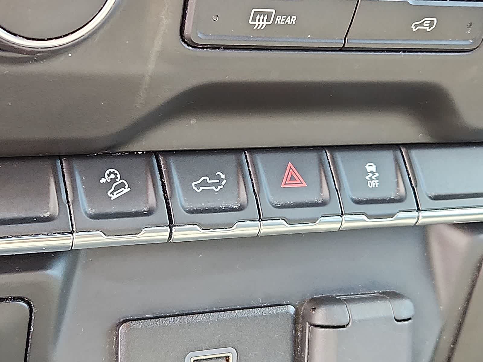 Thumbnail: 2020 Chevrolet Silverado 1500 - 23