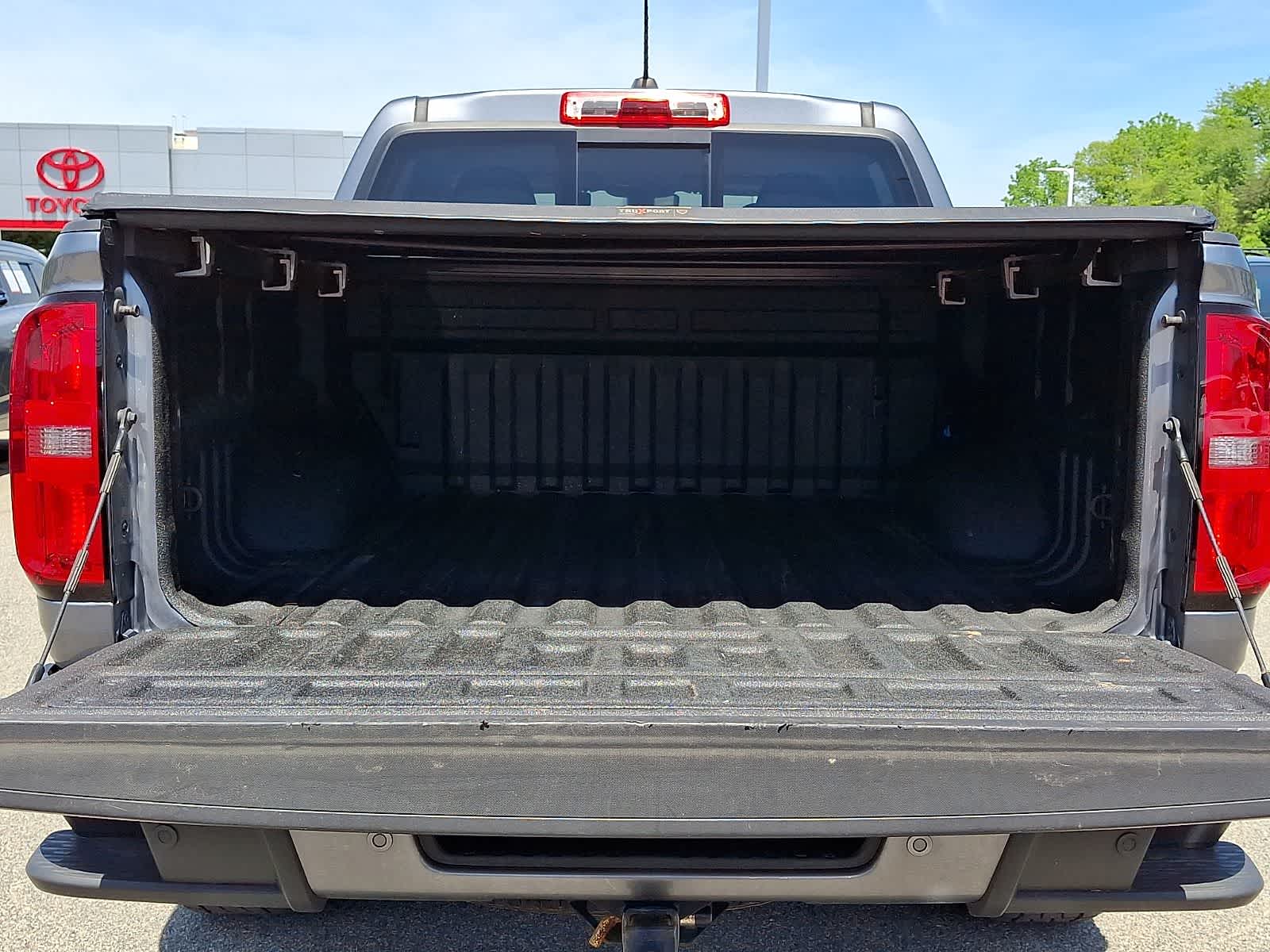 Thumbnail: 2021 Chevrolet Colorado - 30