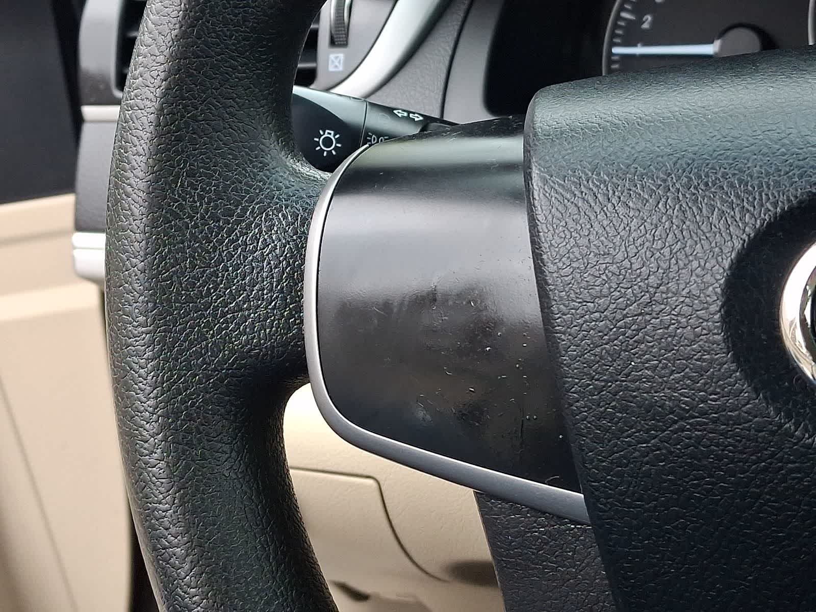 Thumbnail: 2012 Toyota Camry - 21