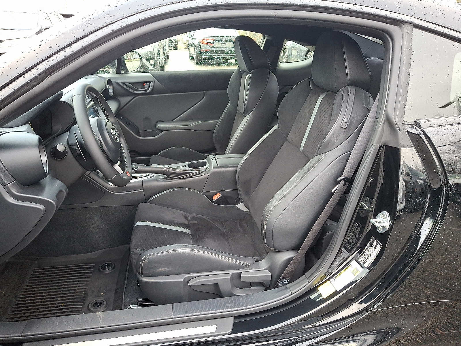 Thumbnail: 2024 Toyota GR86 - 16