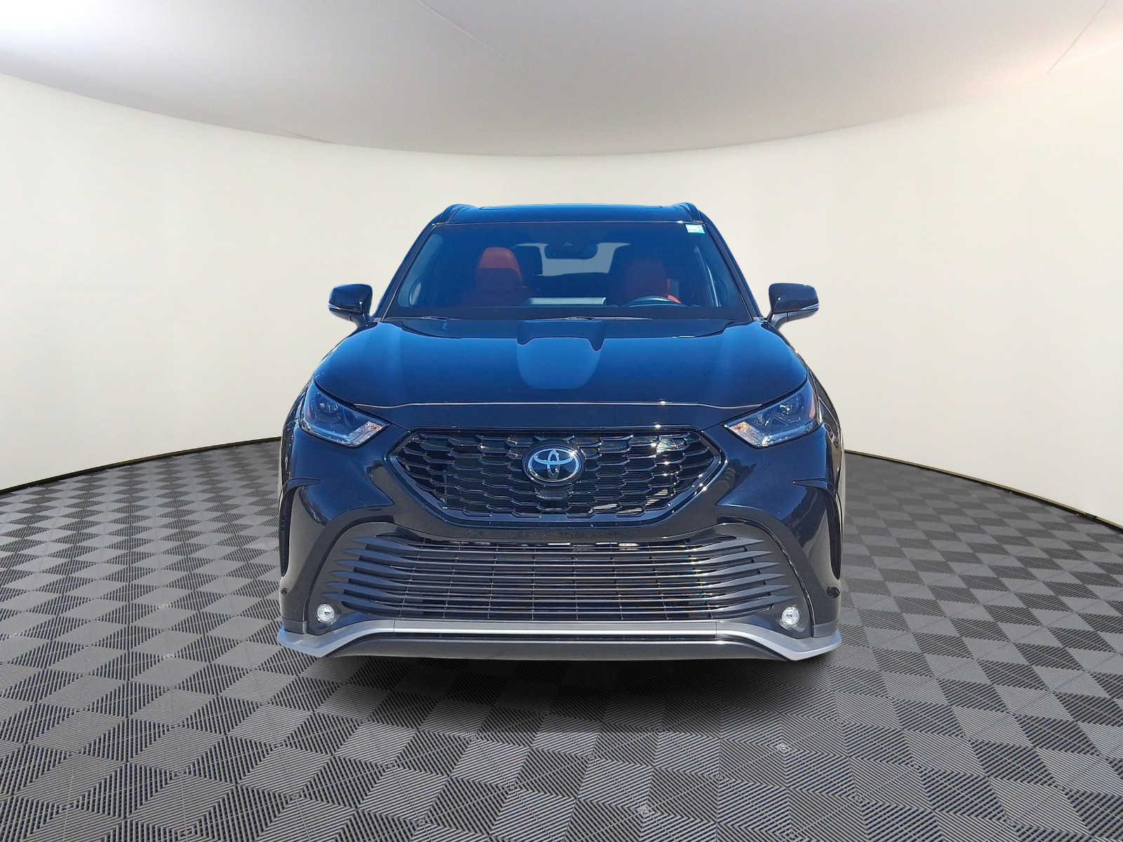 Thumbnail: 2024 Toyota Highlander - 3