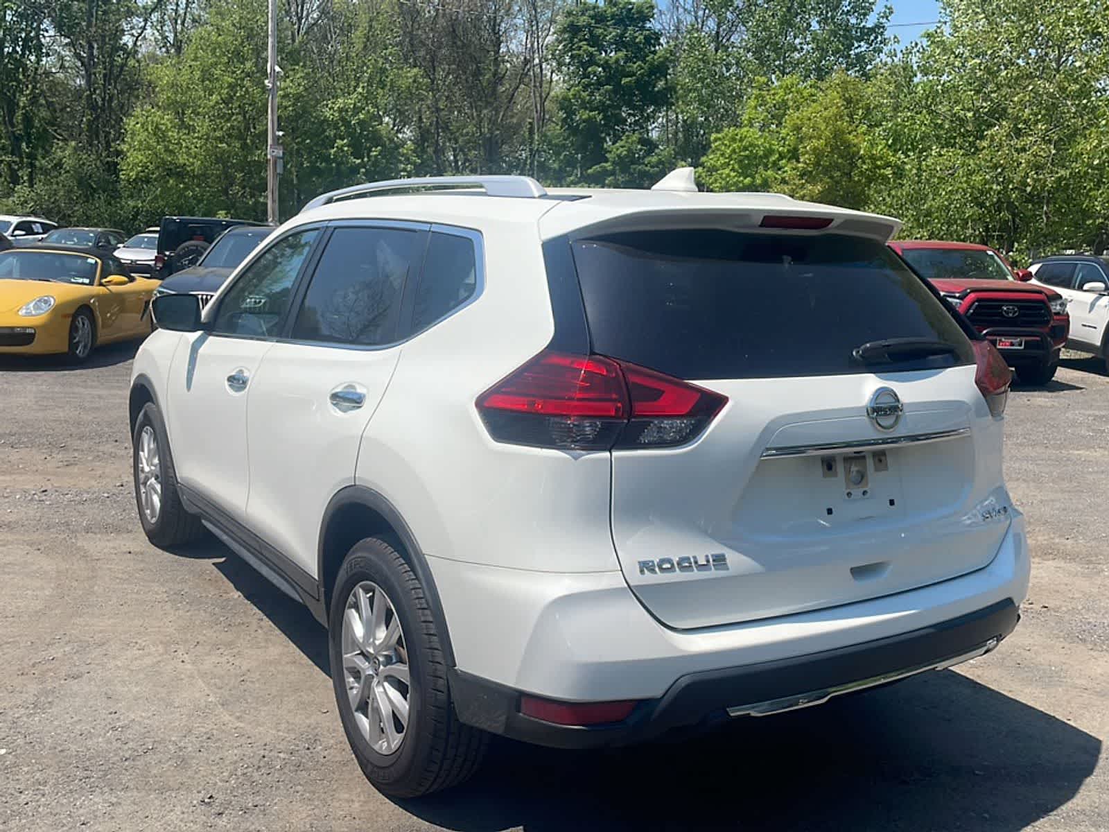 Thumbnail: 2017 Nissan Rogue - 5