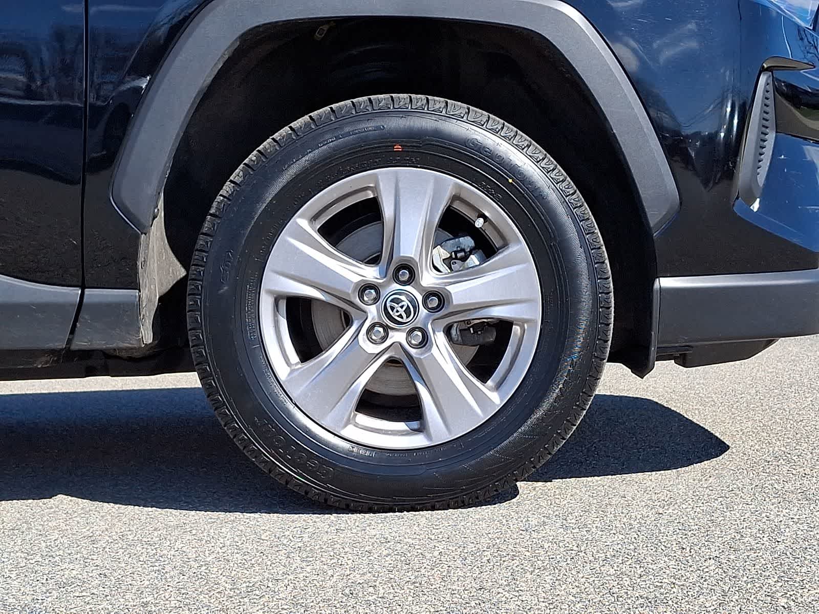 Thumbnail: 2025 Toyota RAV4 - 11