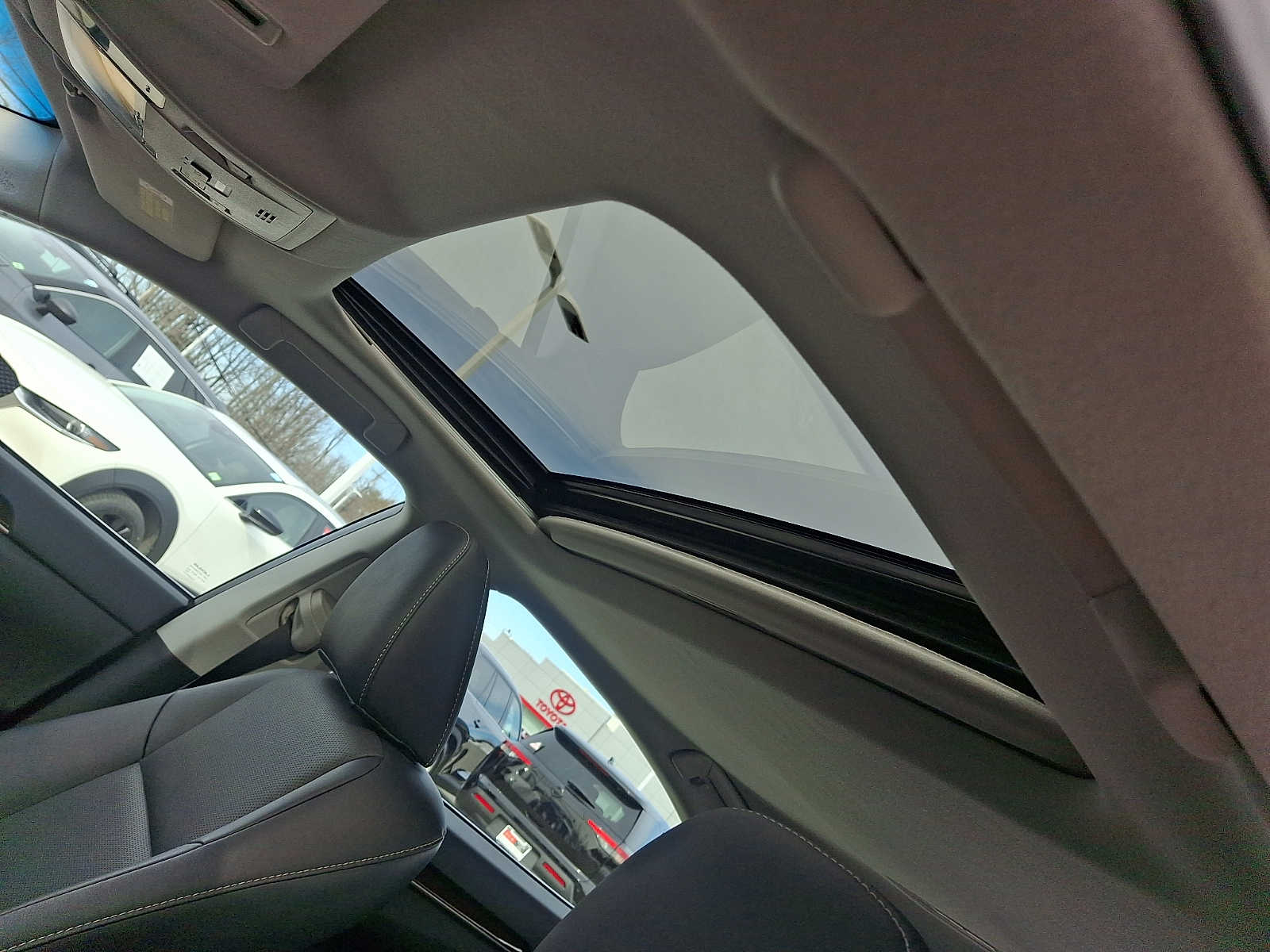 Thumbnail: 2016 Lexus ES - 15