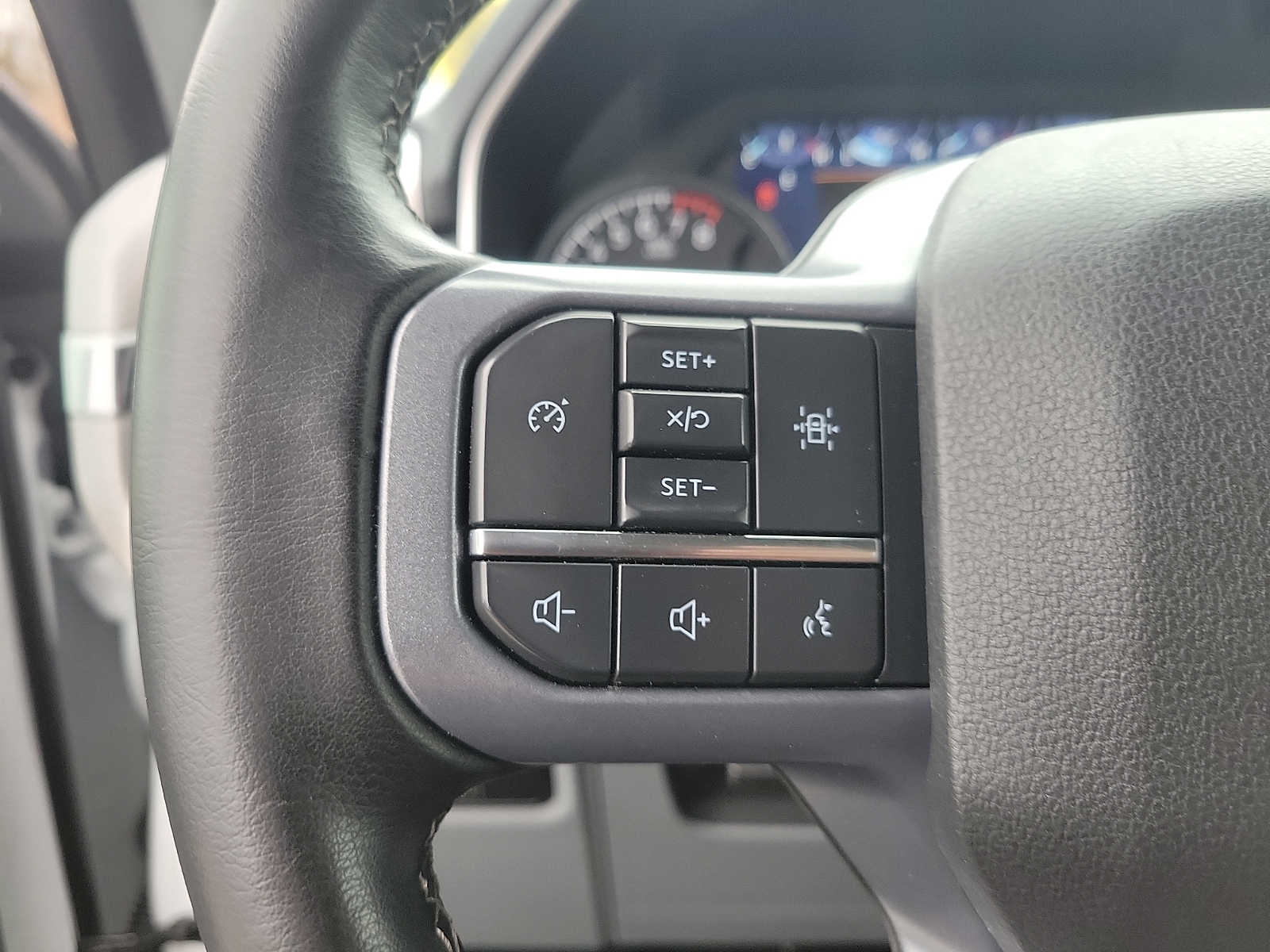 Thumbnail: 2023 Ford F-150 - 21