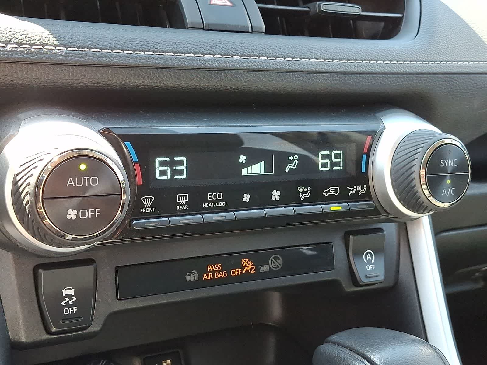 Thumbnail: 2024 Toyota RAV4 - 19