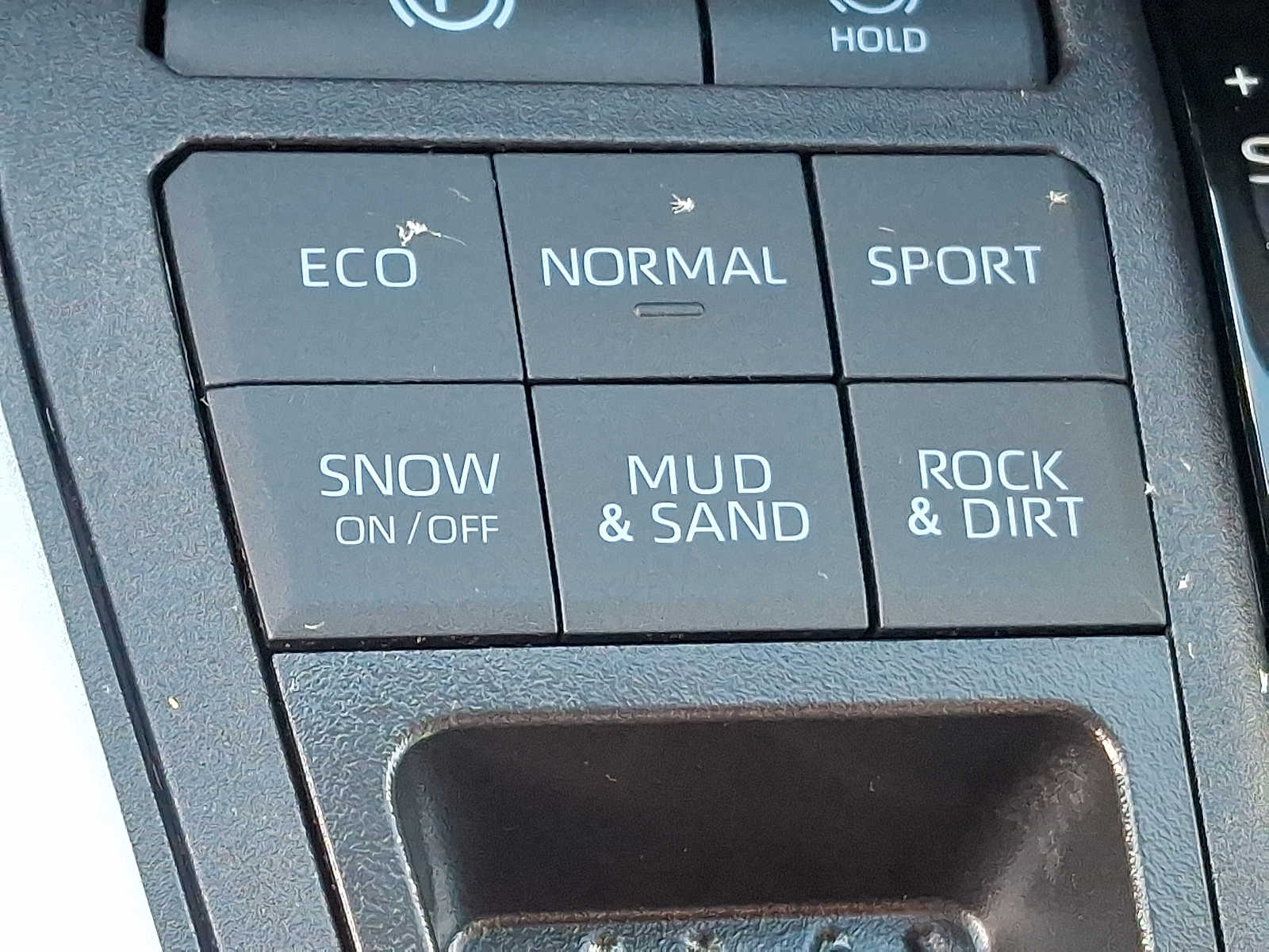 Thumbnail: 2025 Toyota RAV4 - 25