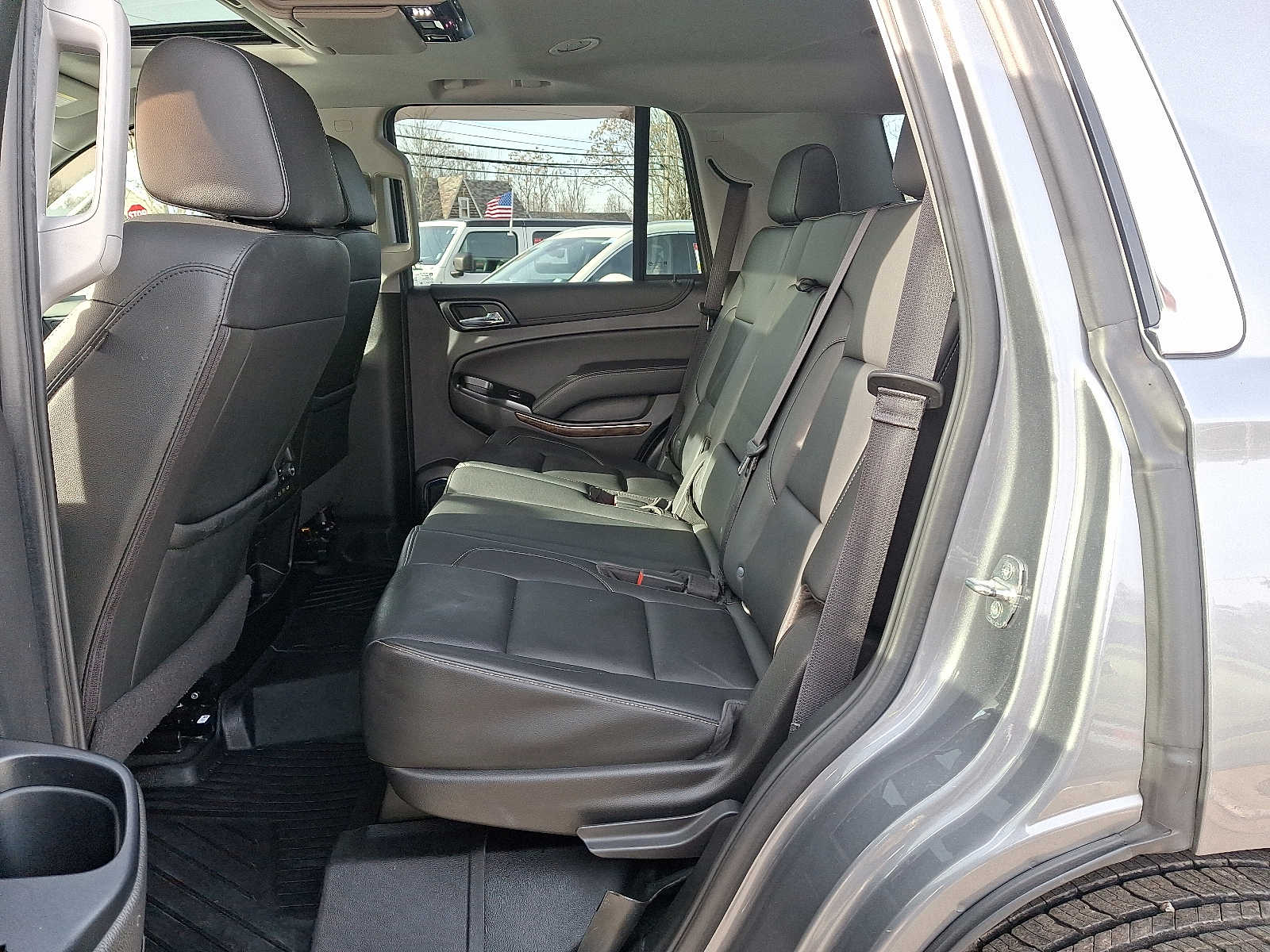 Thumbnail: 2020 Chevrolet Tahoe - 11