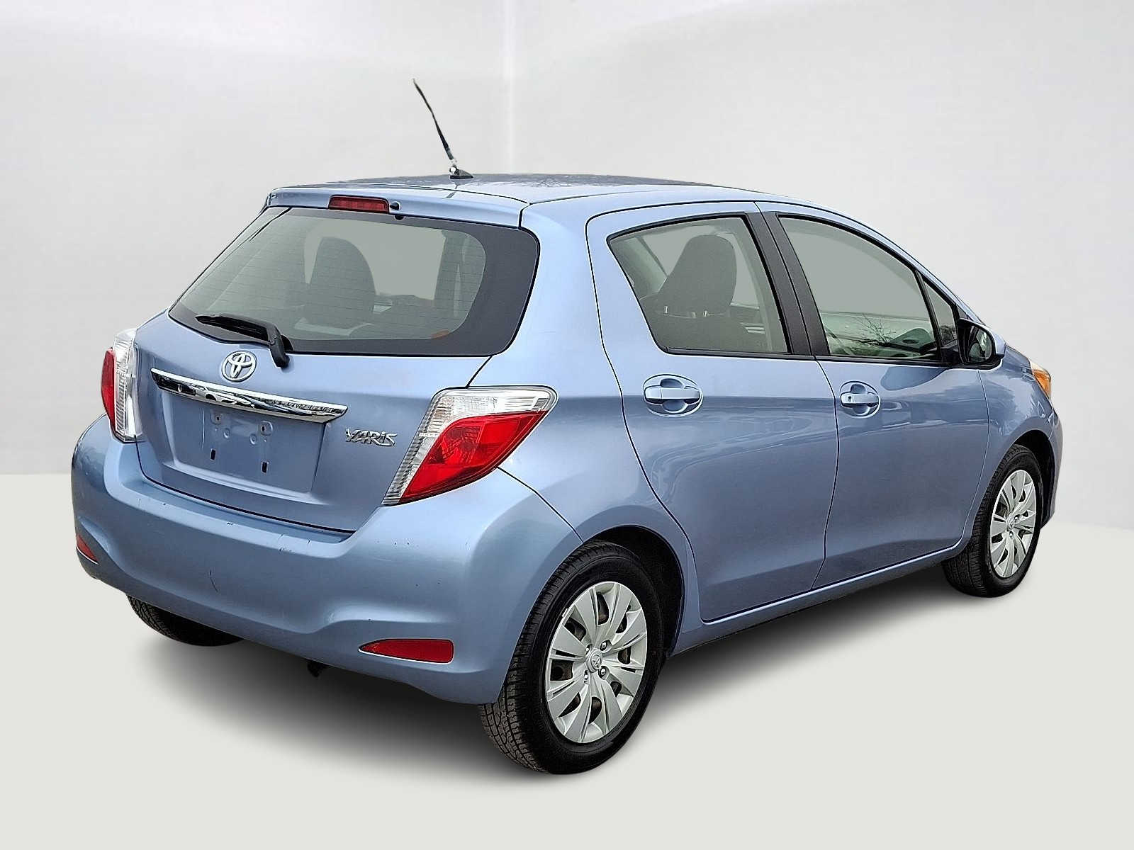 Thumbnail: 2014 Toyota Yaris - 6