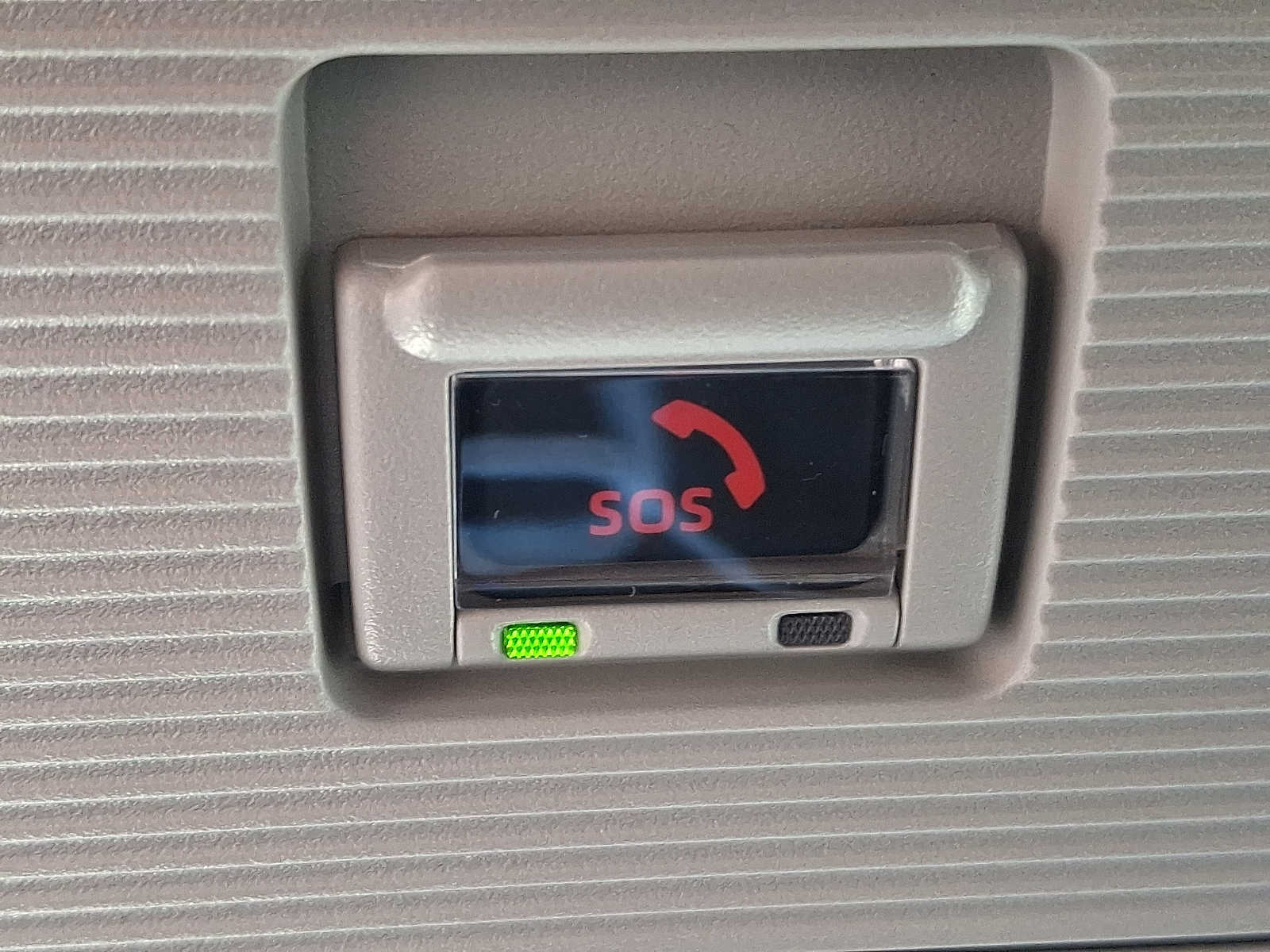 Thumbnail: 2025 Toyota RAV4 - 25