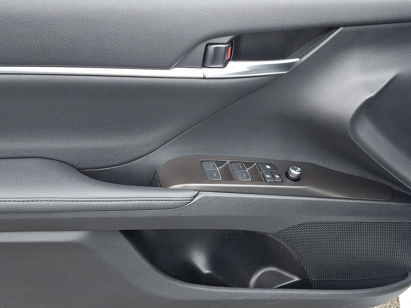 Thumbnail: 2024 Toyota Camry - 15