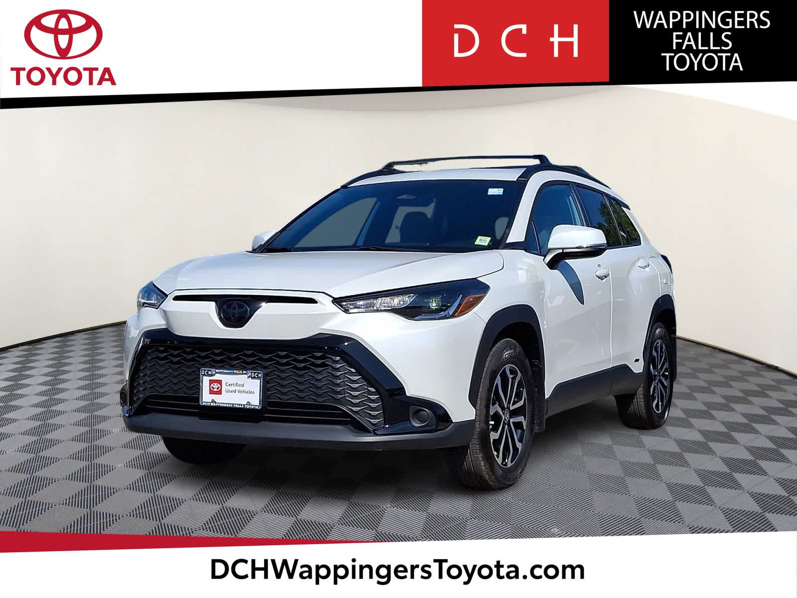 Thumbnail: 2023 Toyota Corolla Cross - 1