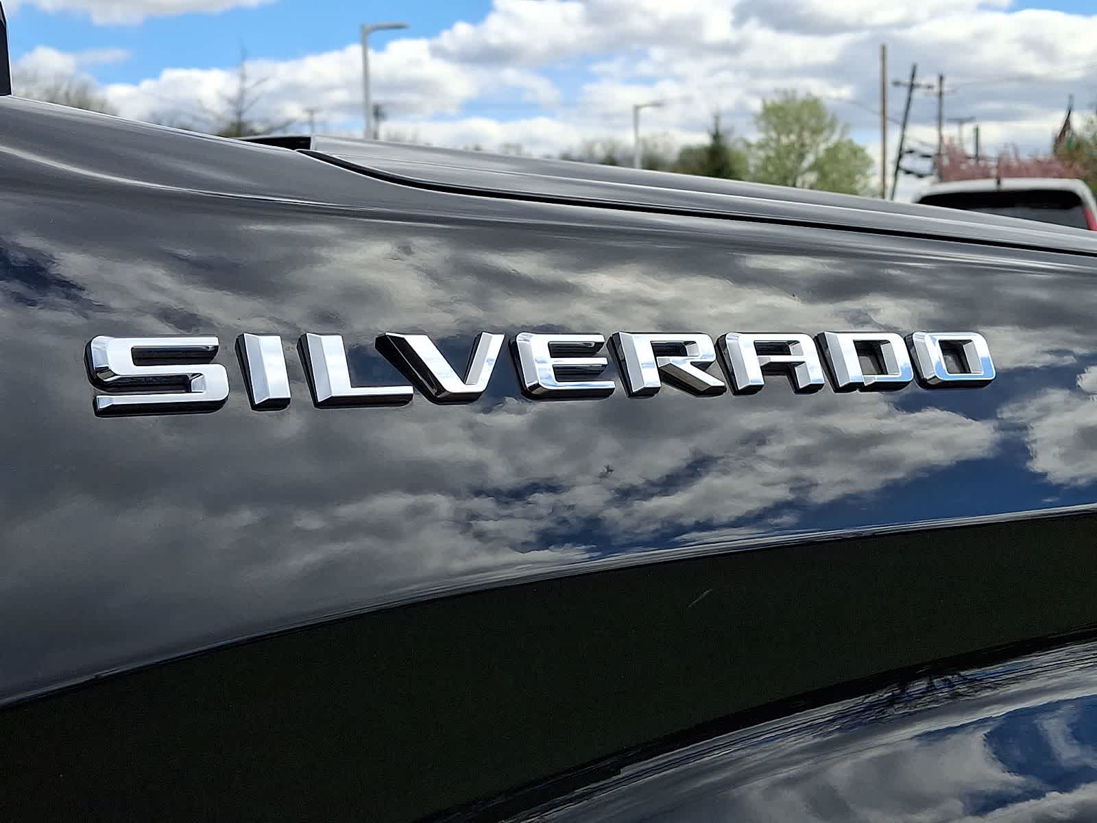 Thumbnail: 2023 Chevrolet Silverado 1500 - 31