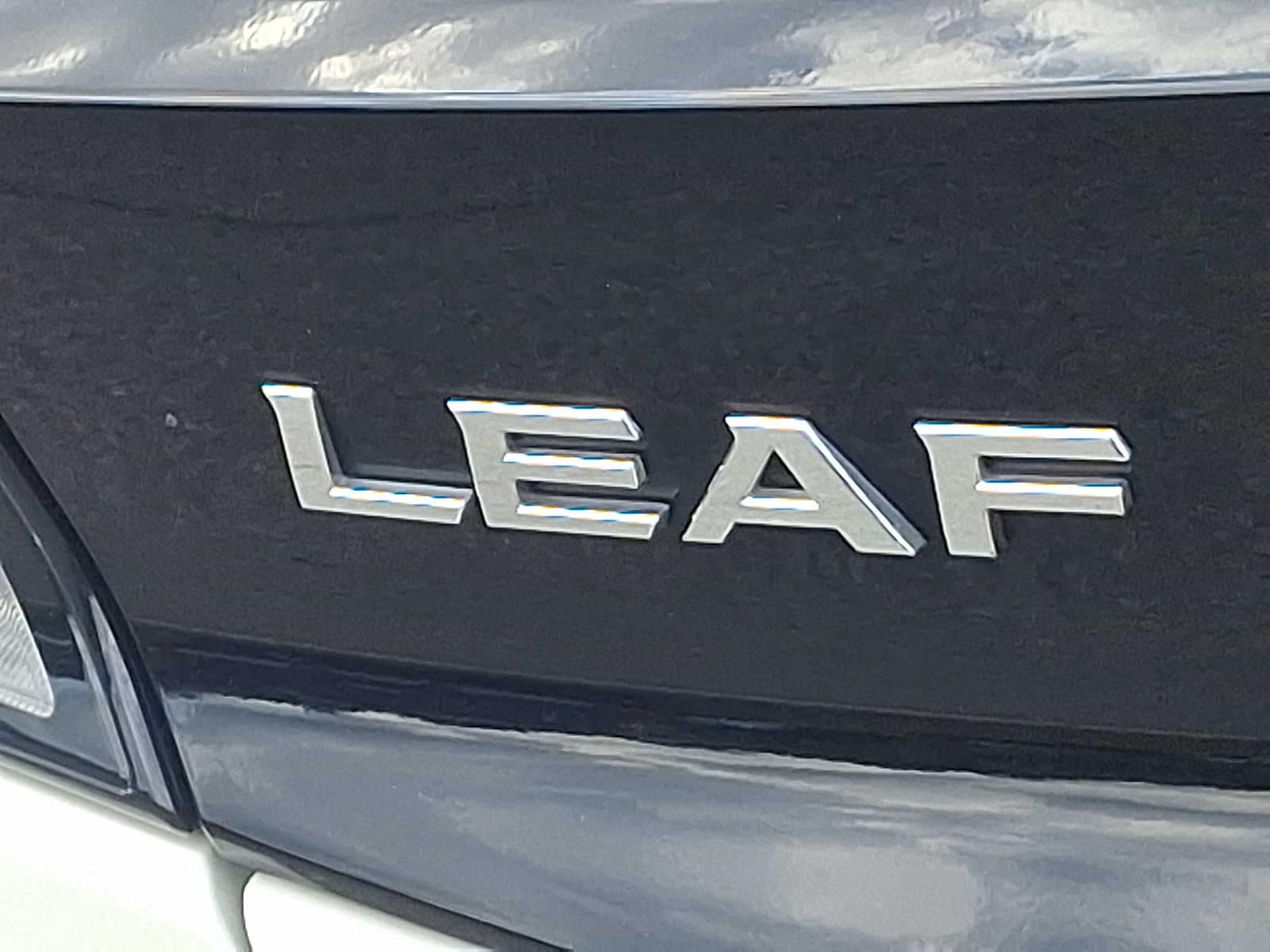 Thumbnail: 2022 Nissan Leaf - 31