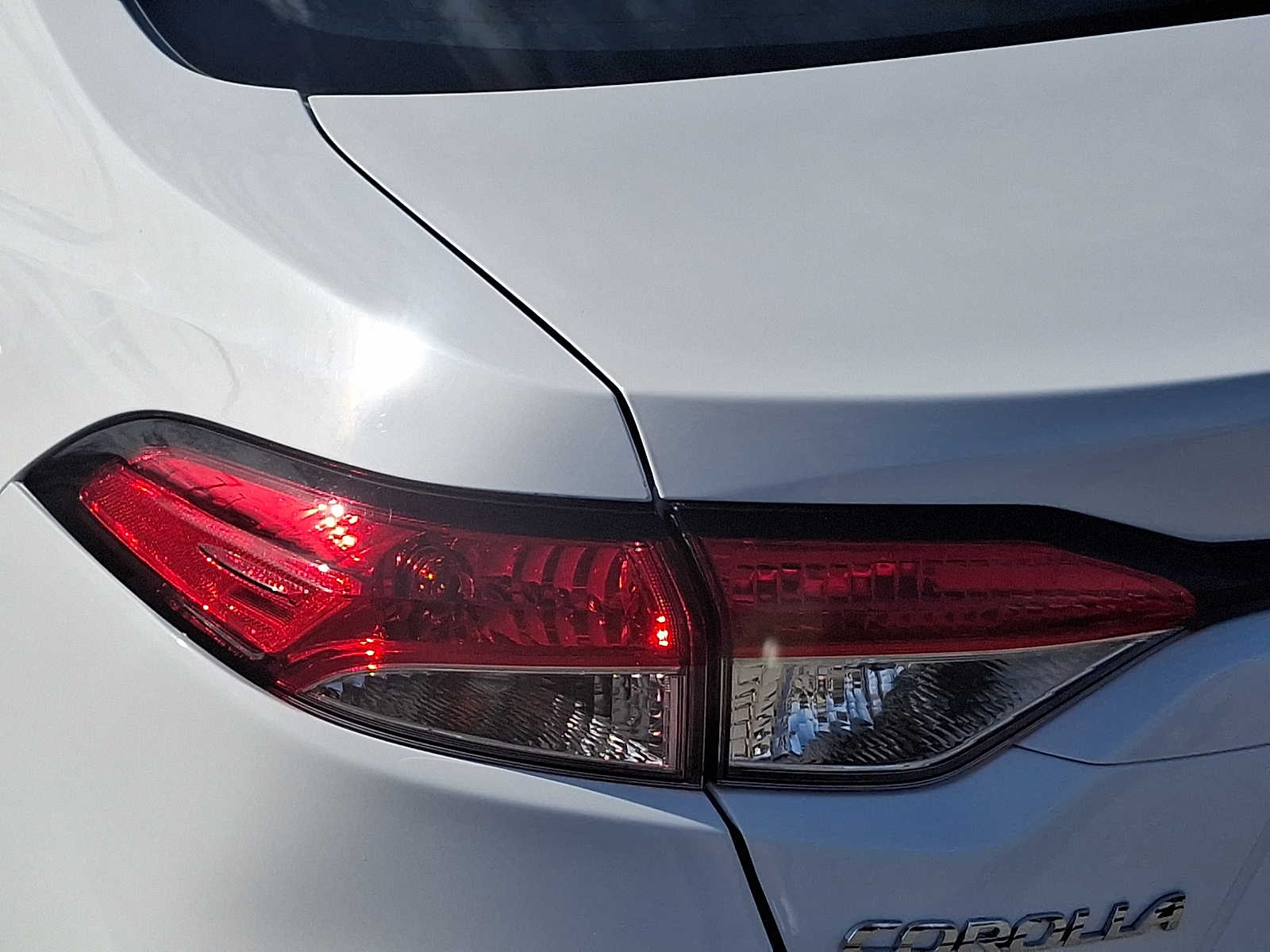 Thumbnail: 2025 Toyota Corolla - 32