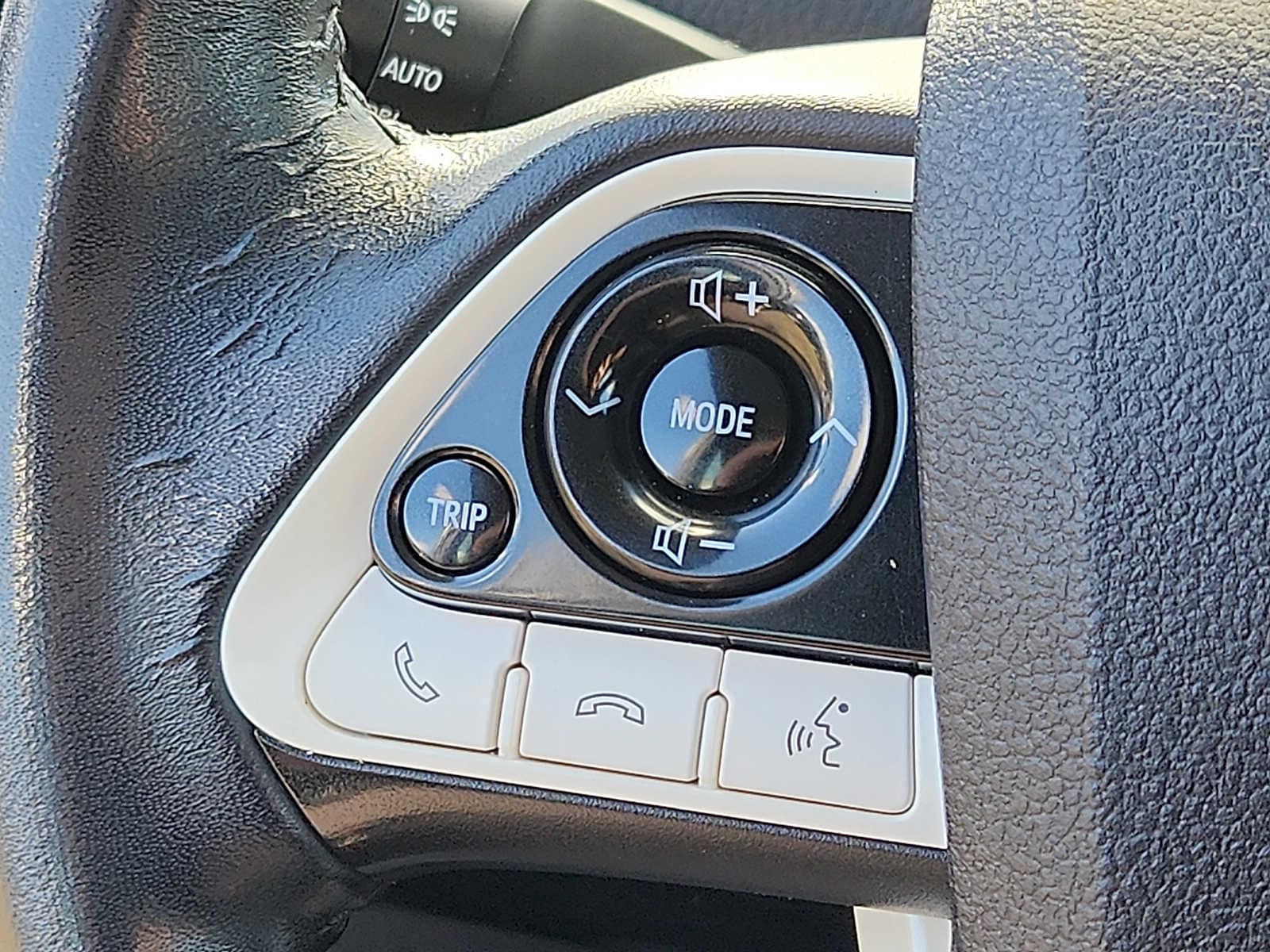 Thumbnail: 2018 Toyota Prius Prime - 23