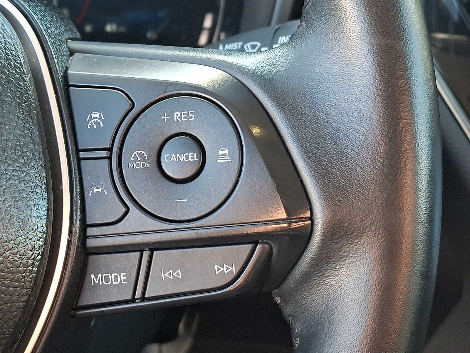 Thumbnail: 2025 Toyota Corolla Cross - 24