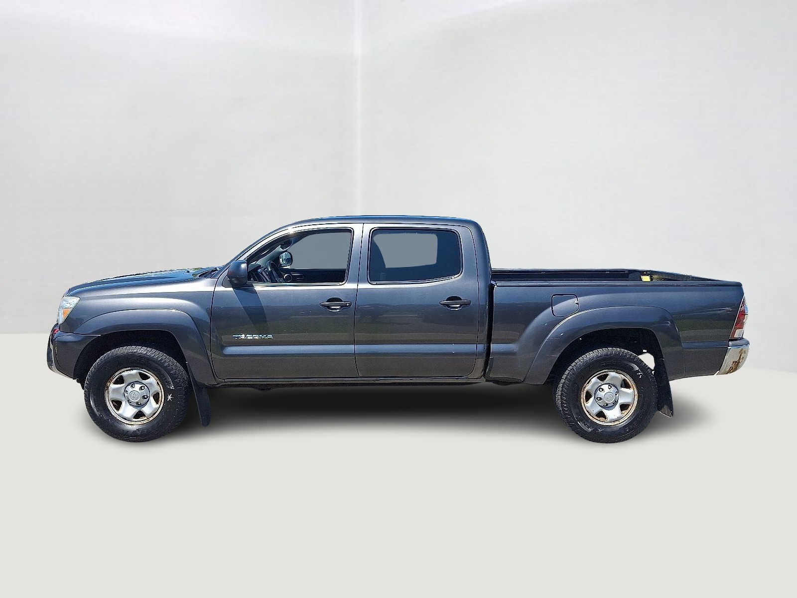 Thumbnail: 2013 Toyota Tacoma - 9