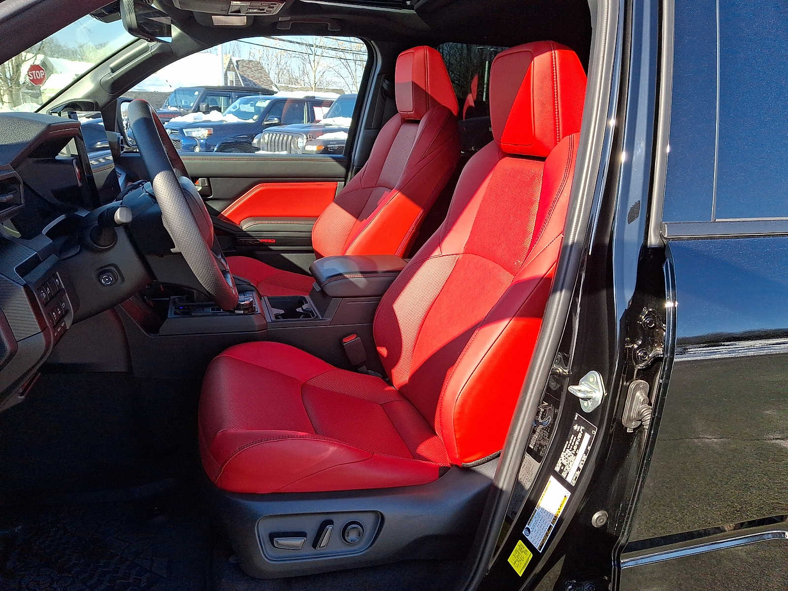 Thumbnail: 2025 Toyota 4Runner - 16