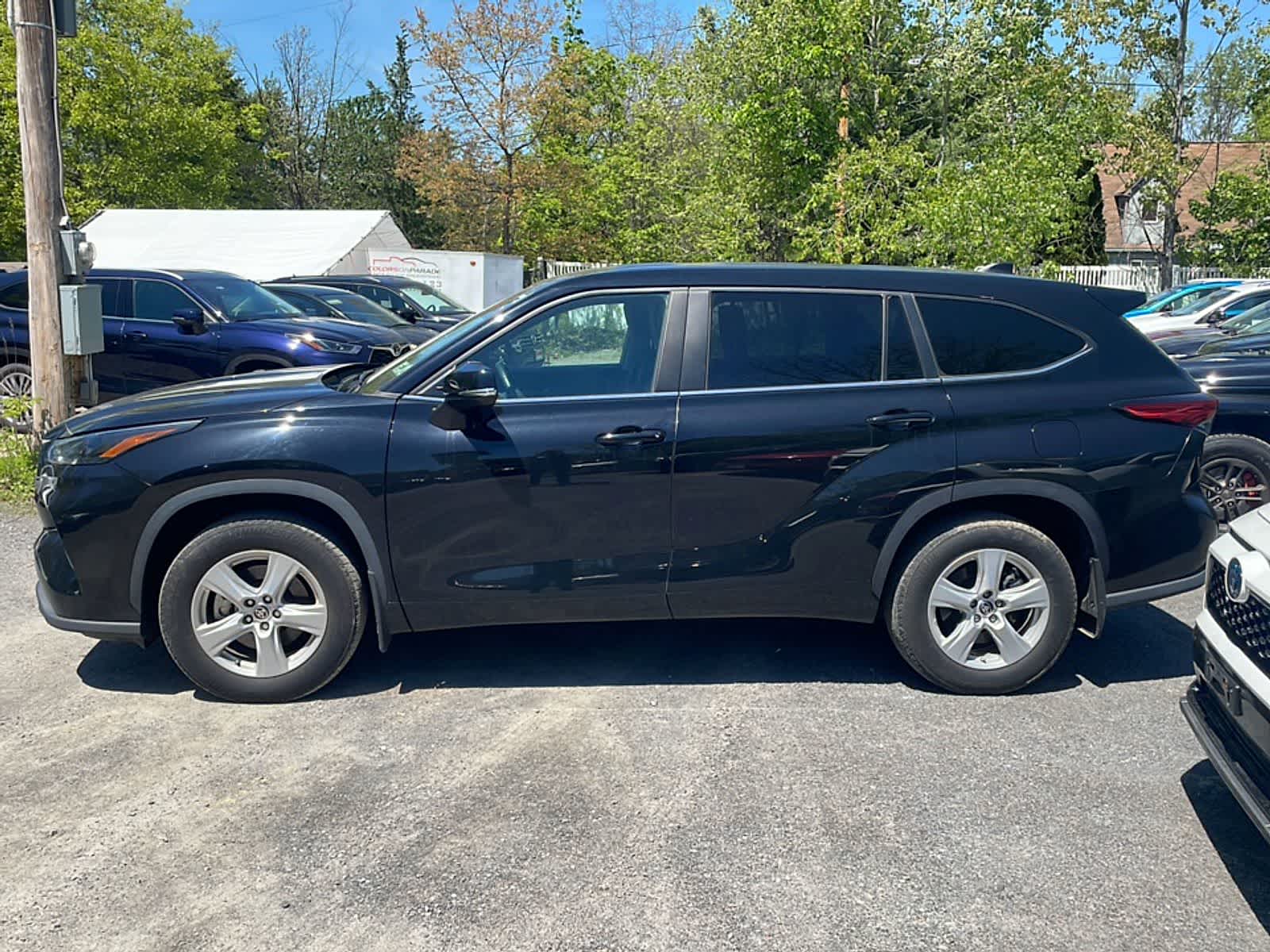 Thumbnail: 2023 Toyota Highlander - 5