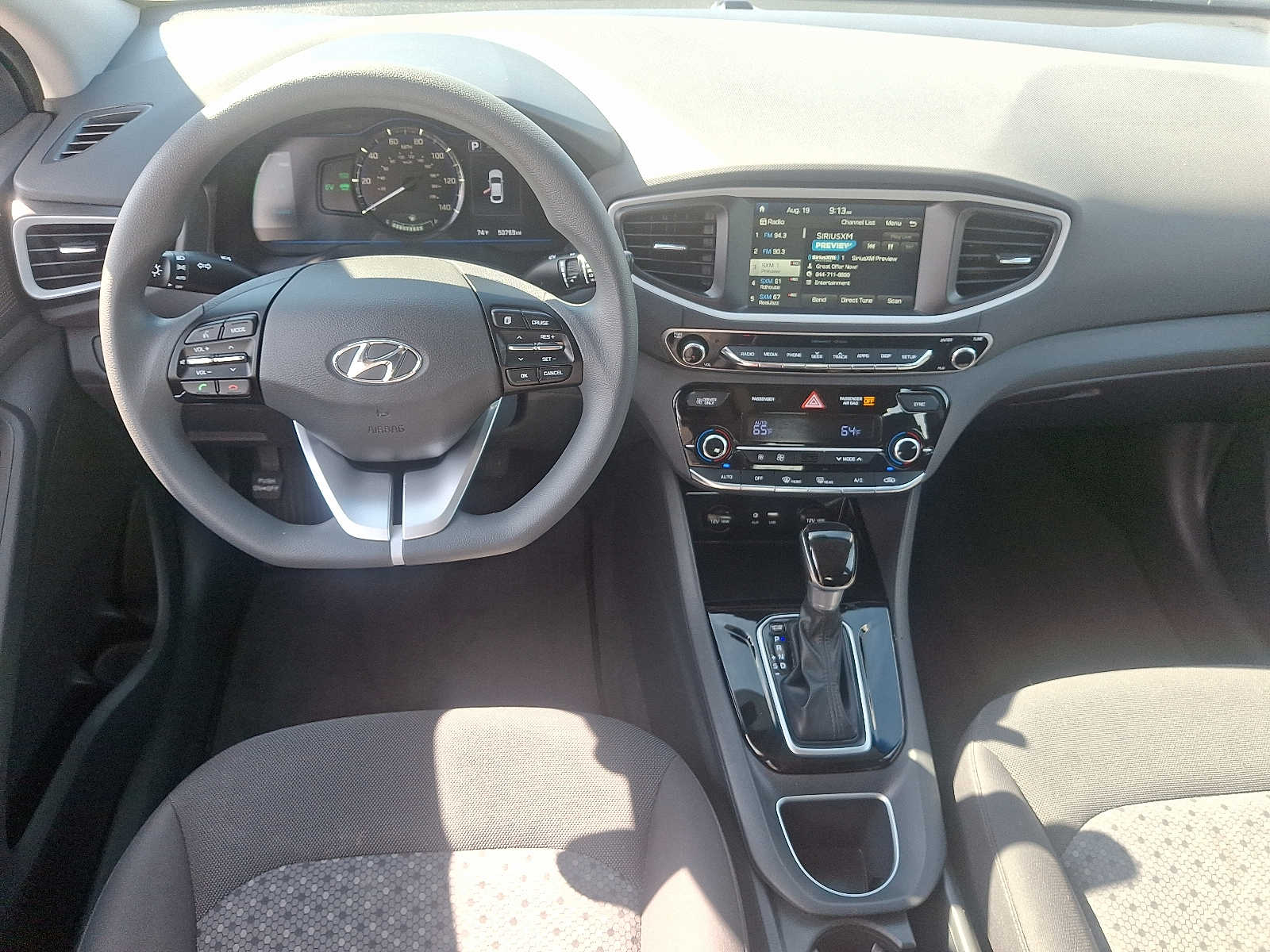 Thumbnail: 2019 Hyundai Ioniq - 12