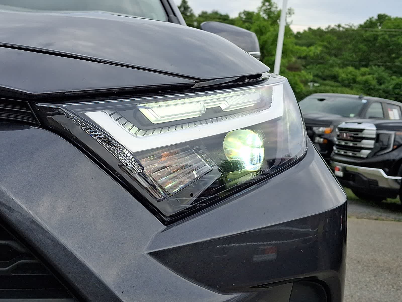 Thumbnail: 2025 Toyota RAV4 - 12