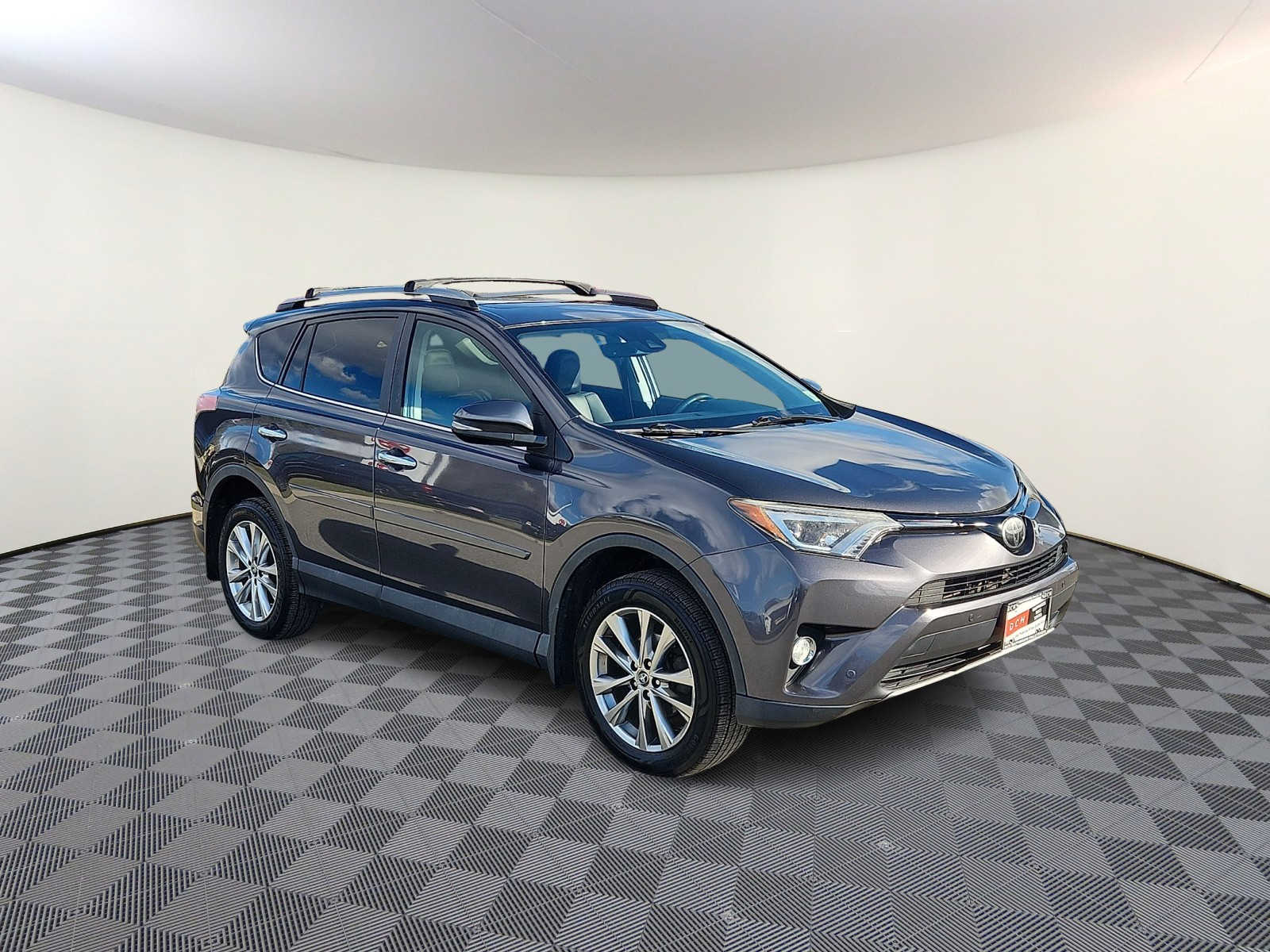 Thumbnail: 2017 Toyota RAV4 - 5