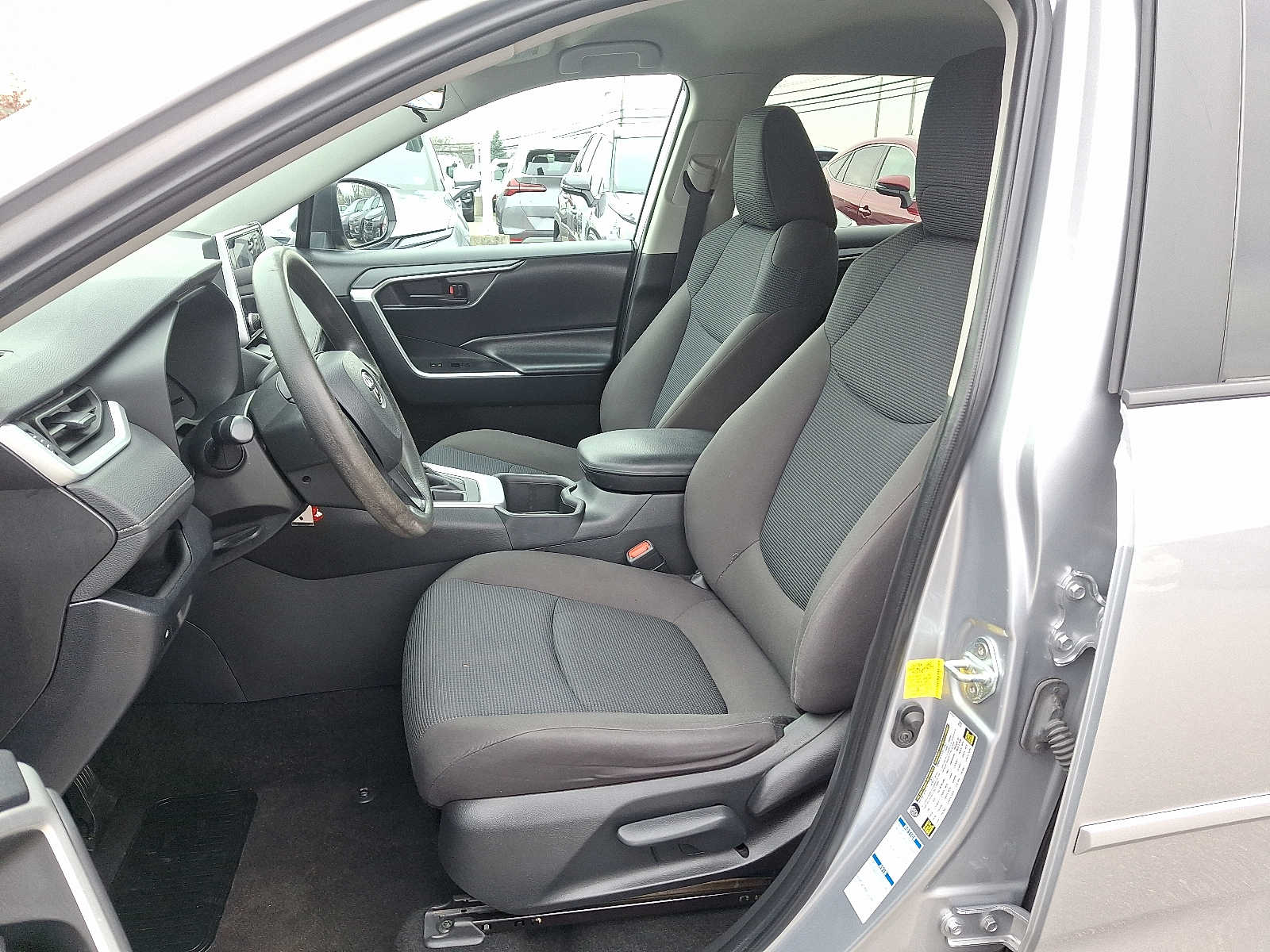 Thumbnail: 2023 Toyota RAV4 - 16