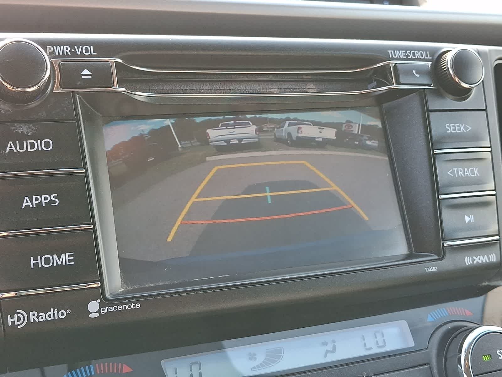 Thumbnail: 2016 Toyota RAV4 - 21