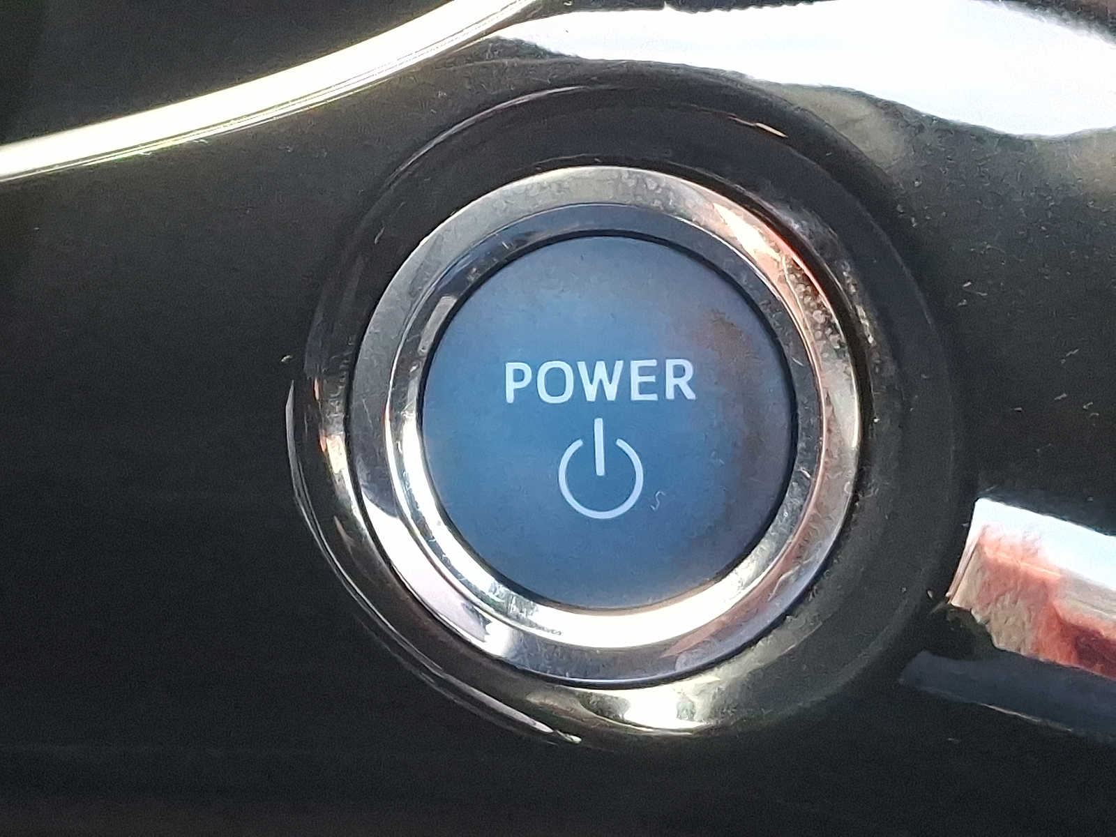 Thumbnail: 2020 Toyota Prius Prime - 26