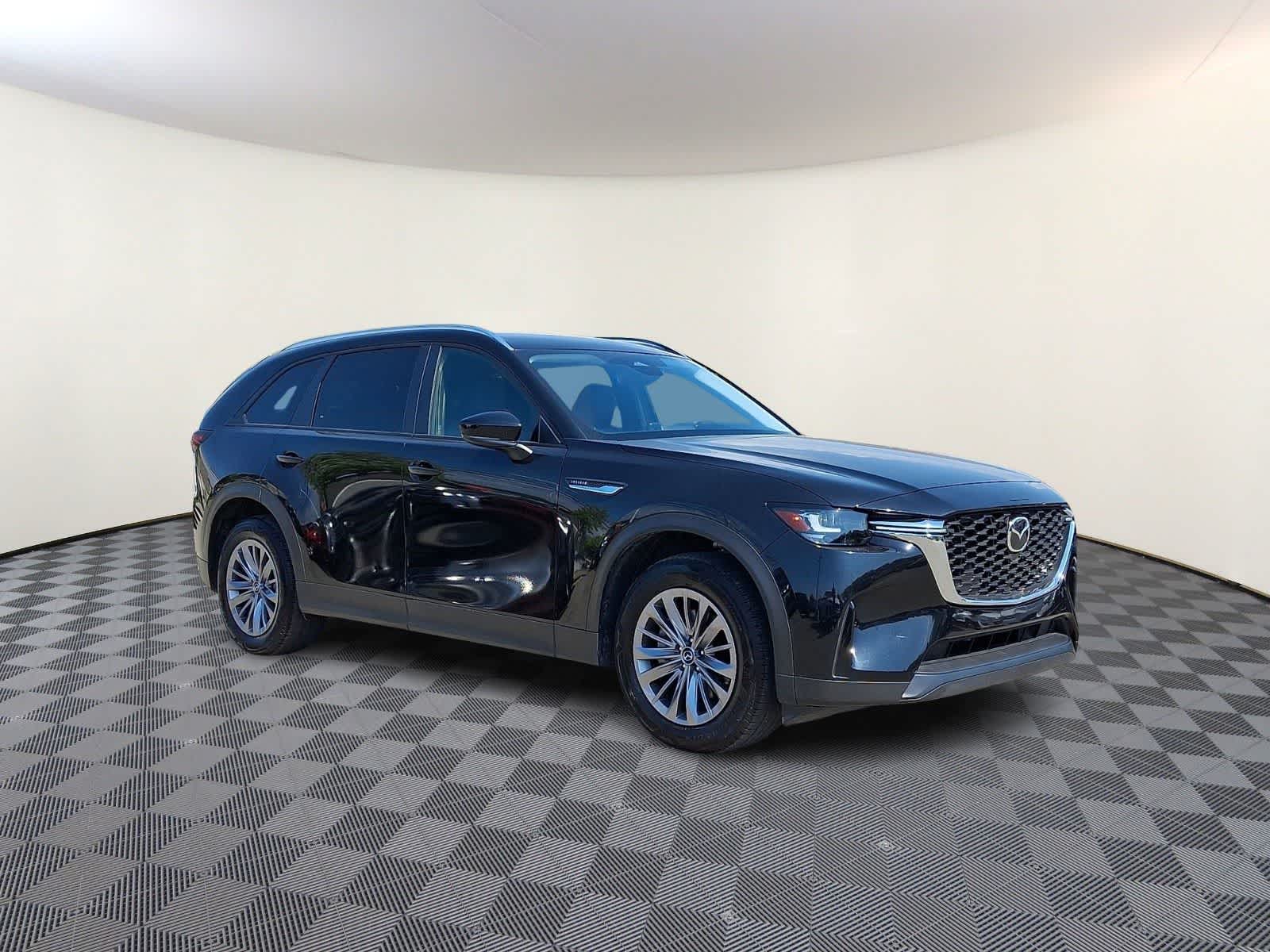 Thumbnail: 2025 Mazda CX-90 - 4