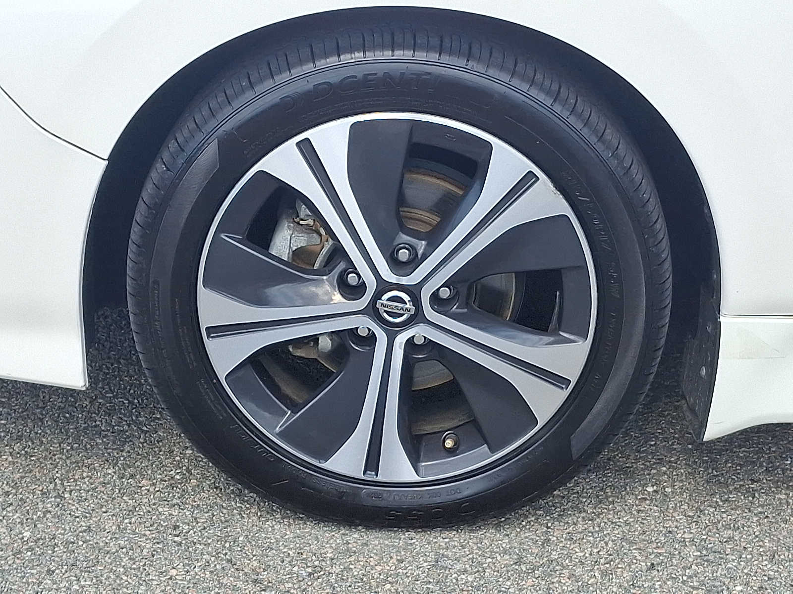 Thumbnail: 2022 Nissan Leaf - 9
