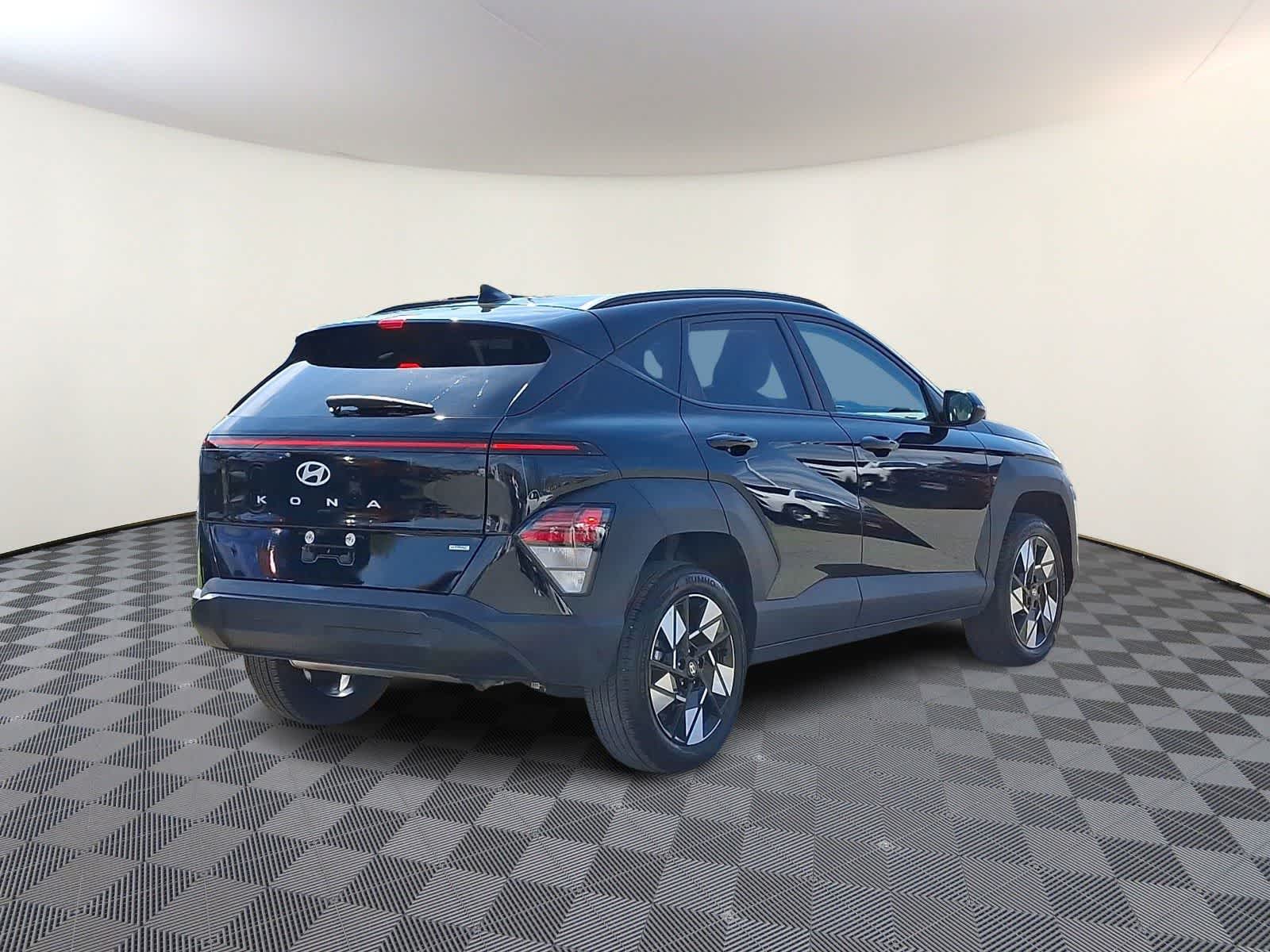 Thumbnail: 2025 Hyundai Kona - 5