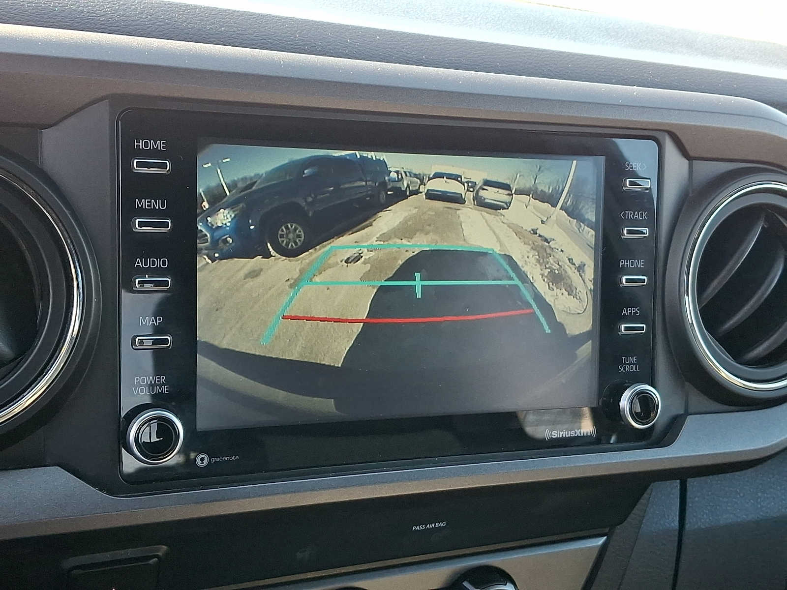 Thumbnail: 2020 Toyota Tacoma - 20