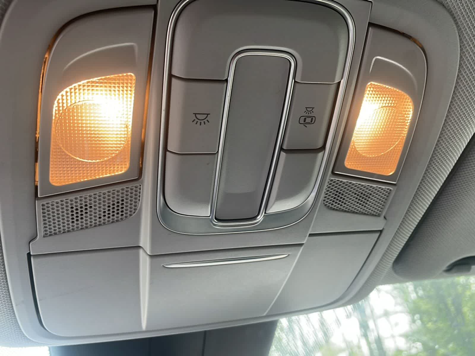 Thumbnail: 2019 Hyundai Santa Fe - 19