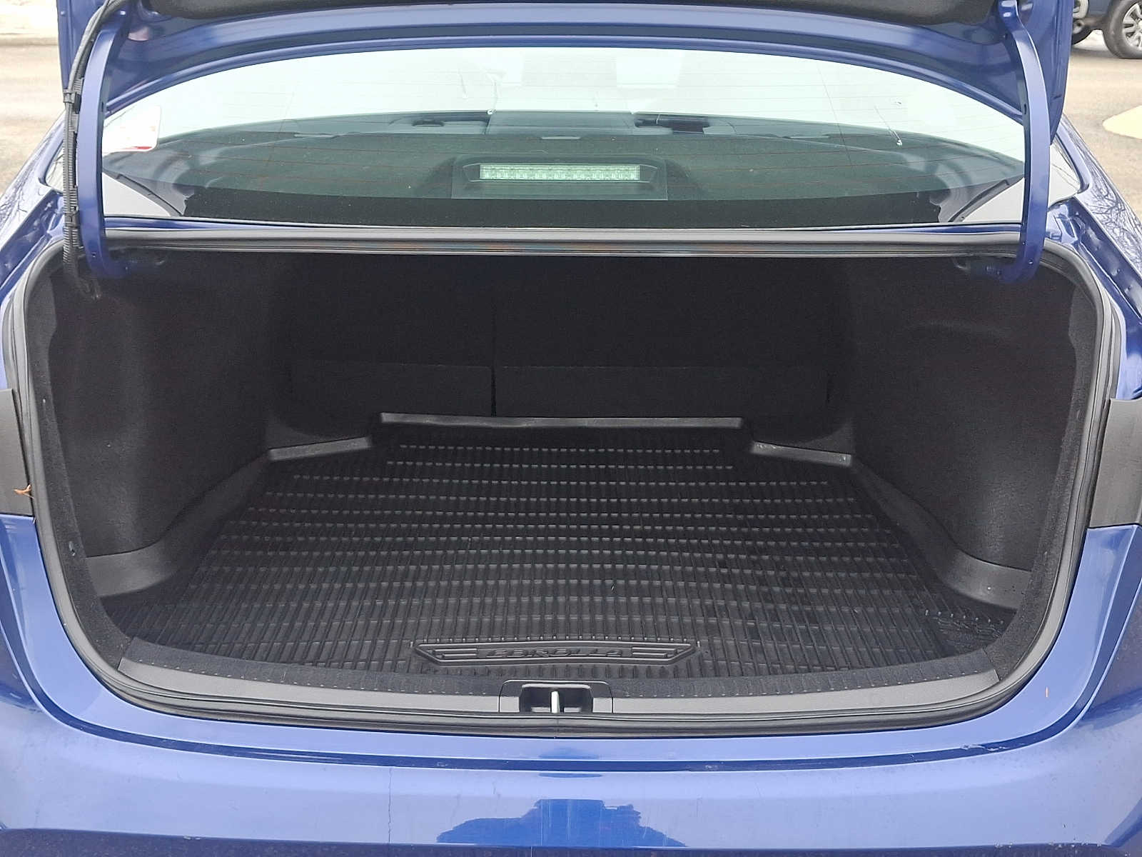 Thumbnail: 2022 Toyota Corolla - 29