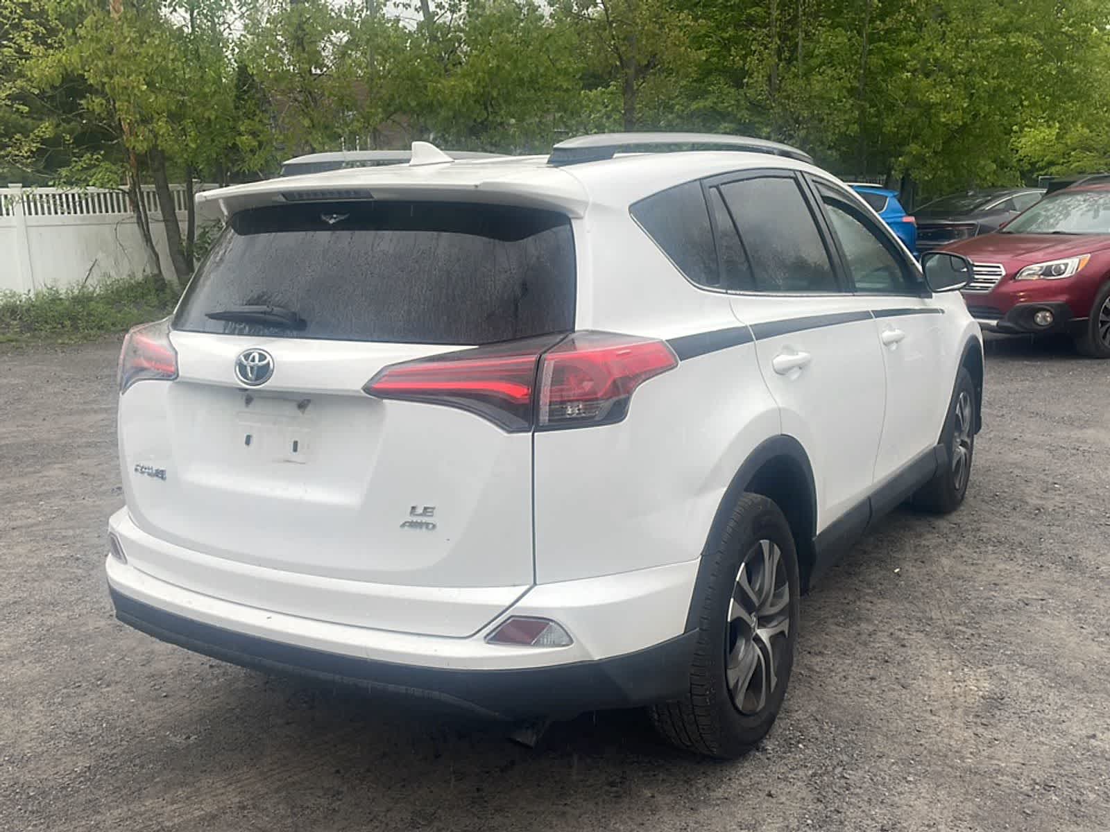 Thumbnail: 2018 Toyota RAV4 - 10
